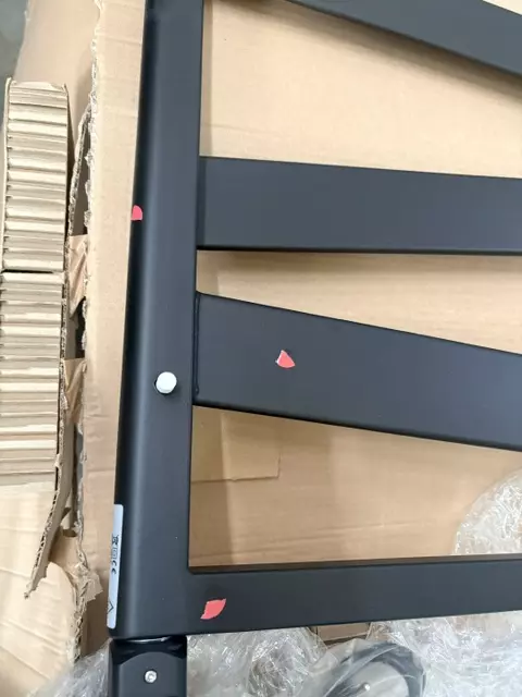 Zehnder Design-Heizkörper Ribbon elektrisch mit Heizstab IHC 1789x70x600 ZRI91760DG00010 in Black Matt -B-Ware Sonderpreis