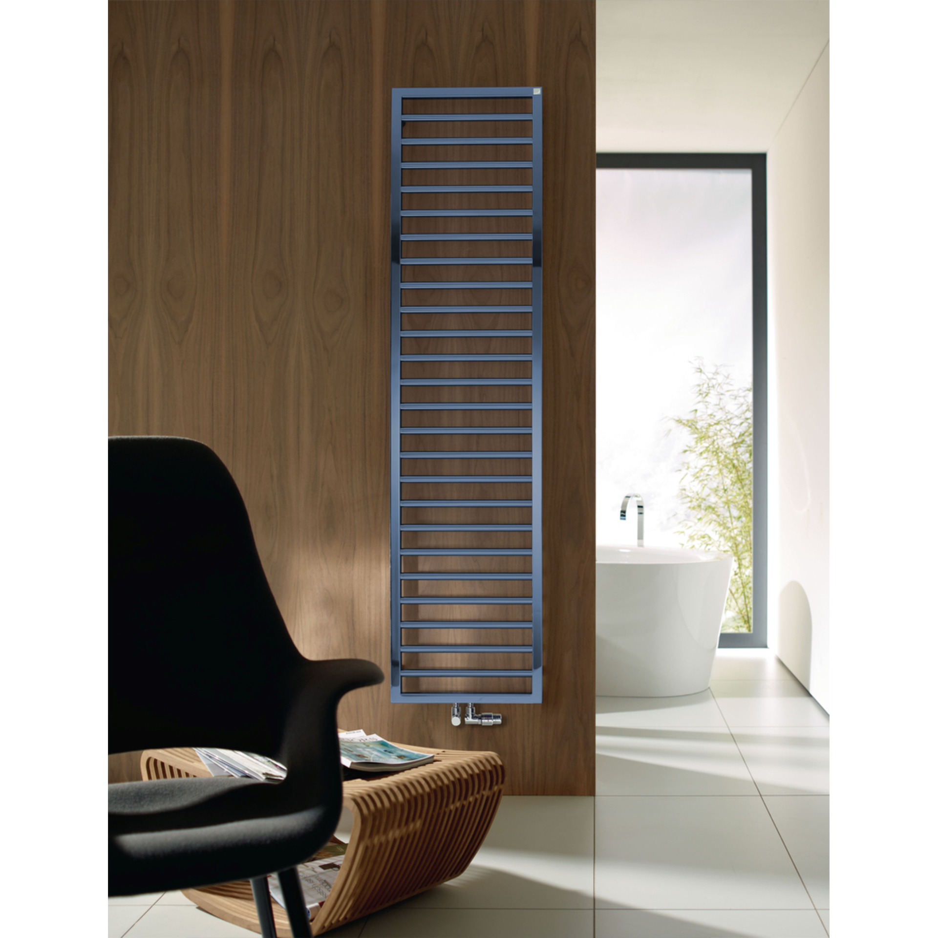 Zehnder Design-Heizkörper „Subway“ für Warmwasser-Zentralheizung oder gemischten Betrieb mit 50 mm-Mittelanschluss 45 × 61,3 cm in Pigeon Blue (RAL 5014)
