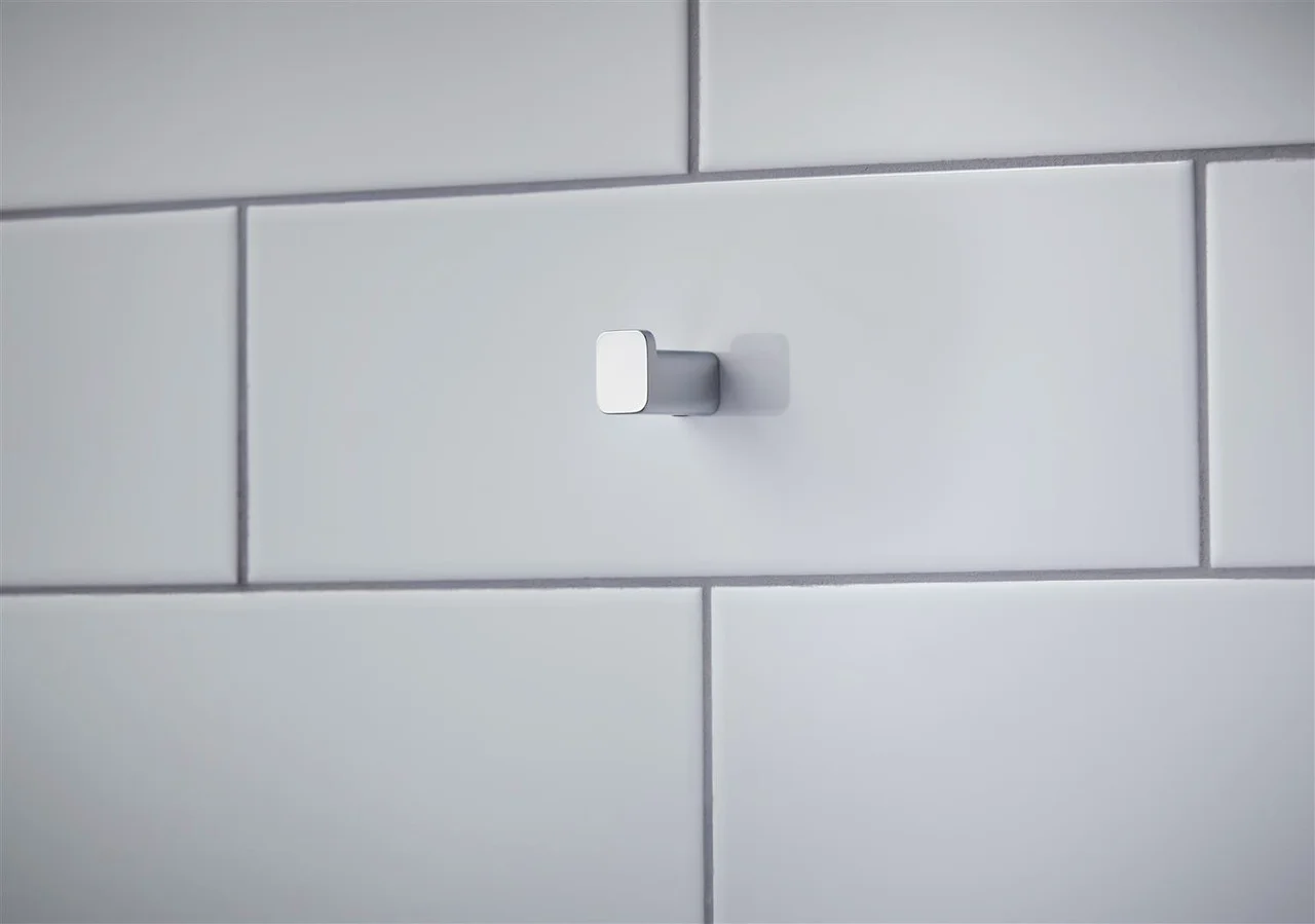 Hansgrohe AddStoris Q Handtuchhaken, Chrom, Wandmontage mit verdeckter Befestigung, Durchmesser Bohrloch 6 mm