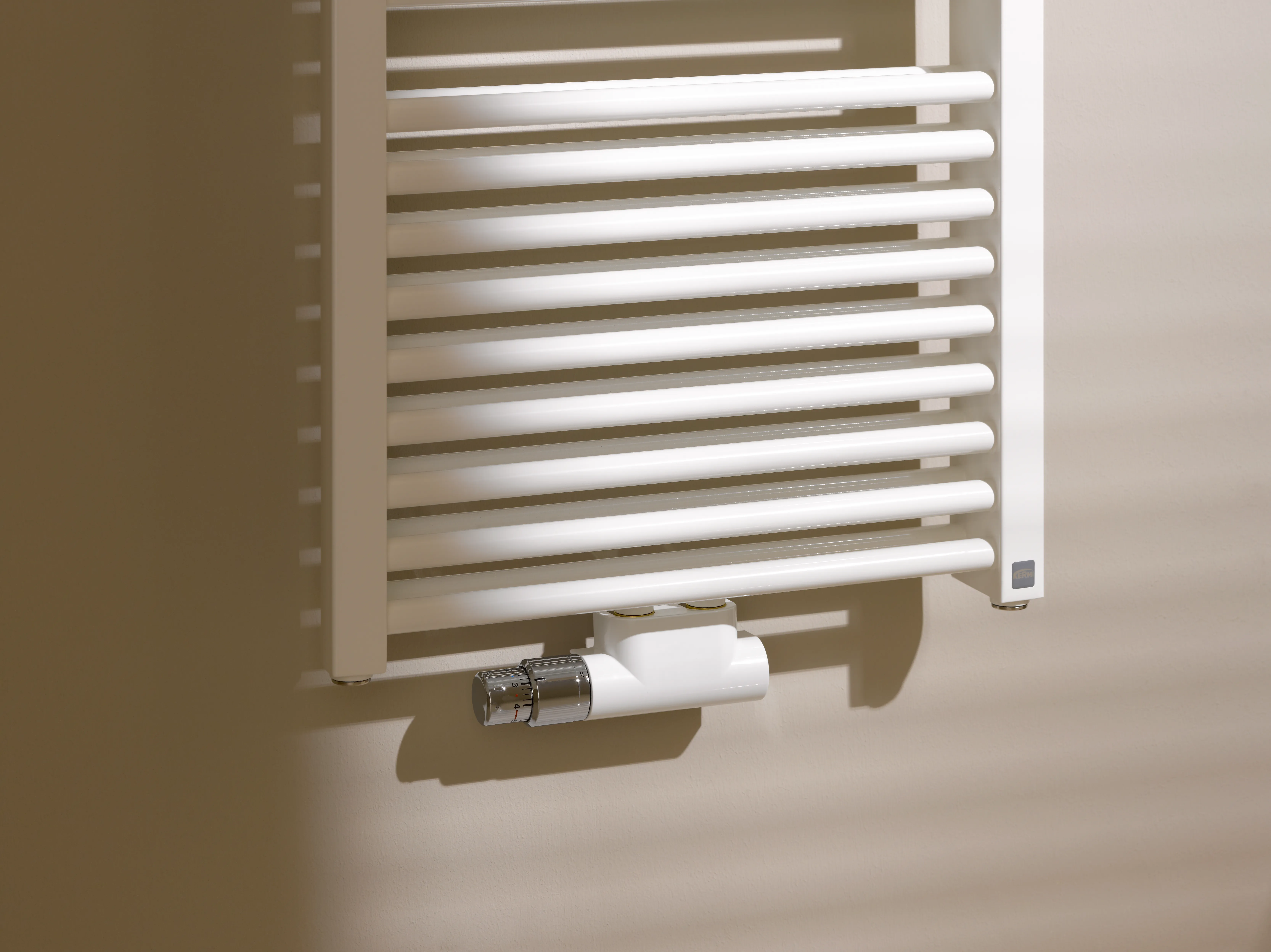 Kermi Design-Heizkörper „Duett®“ 93,4 × 118,8 cm in Weiß Kermi Design-Heizkörper „Duett®“ 93,4 × 118,8 cm in Weiß