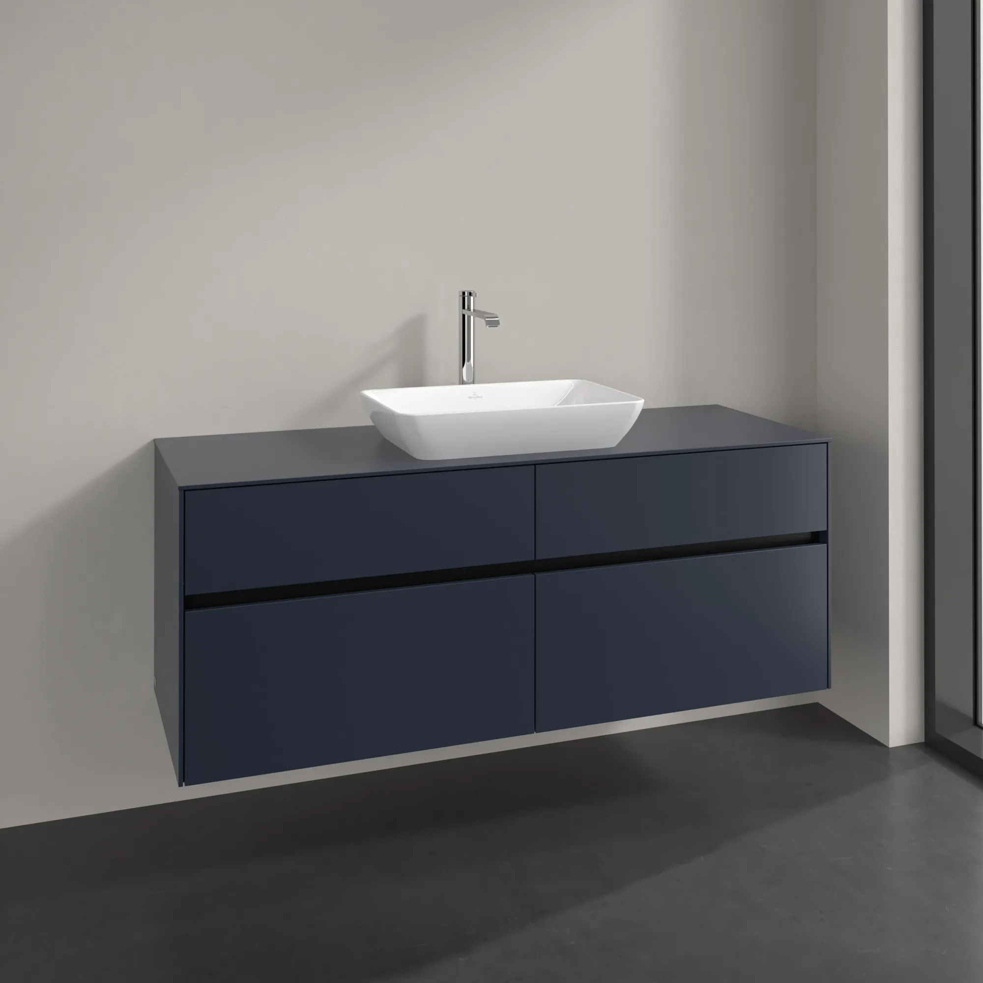Villeroy & Boch Waschtischunterschrank „Collaro“ 1400 × 548 × 500 mm Marine Blue, ohne Beleuchtung, für Becken mittig Villeroy & Boch Waschtischunterschrank „Collaro“ 1400 × 548 × 500 mm Marine Blue, ohne Beleuchtung, für Becken mittig