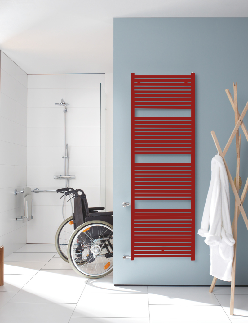Zehnder Design-Heizkörper „Toga“ für Warmwasser-Zentralheizung oder gemischten Betrieb 100 × 176 cm in Ruby Red (RAL 3003, glänzend)