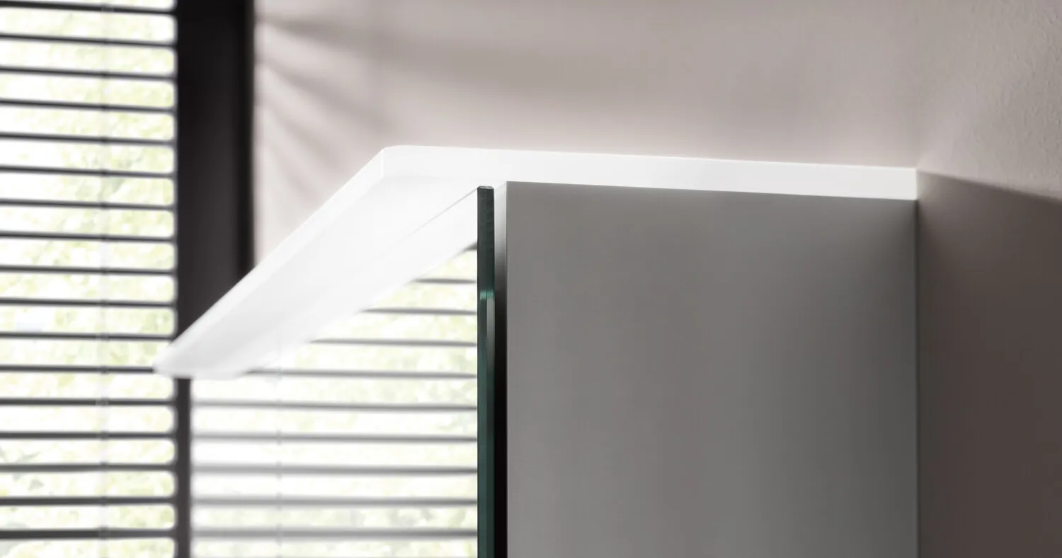 Lichtspiegelschrank pure 2 Design,Aufputz, mit Waschtischbeleuchtung,3 Tür, 1200mm Lichtspiegelschrank pure 2 Design,Aufputz, mit Waschtischbeleuchtung,3 Tür, 1200mm