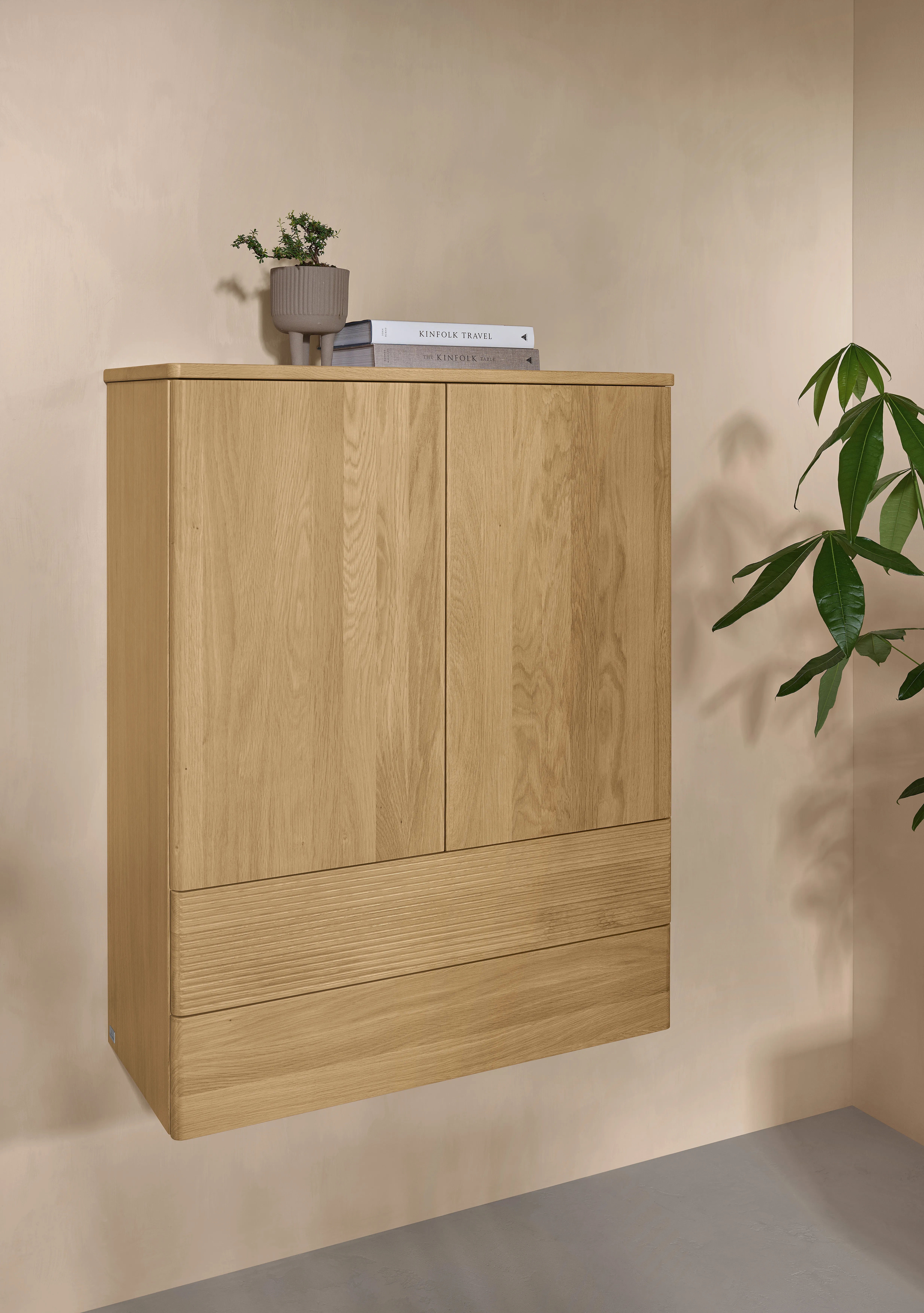 Villeroy & Boch Highboard „Antao“ 81,4 × 103,9 × 35,6 cm mit Beleuchtung
