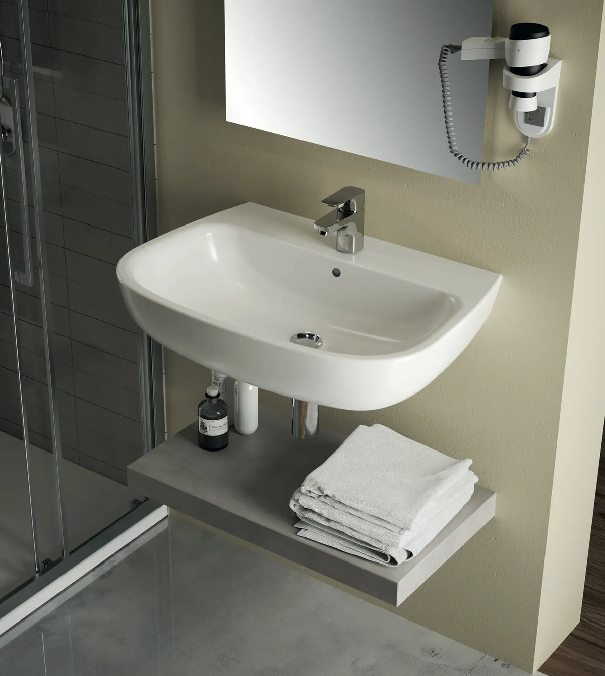 Waschtischarmatur 130 Ceraplan III, mit Ablaufgarnitur, Ausladung 99mm, Chrom Waschtischarmatur 130 Ceraplan III, mit Ablaufgarnitur, Ausladung 99mm, Chrom