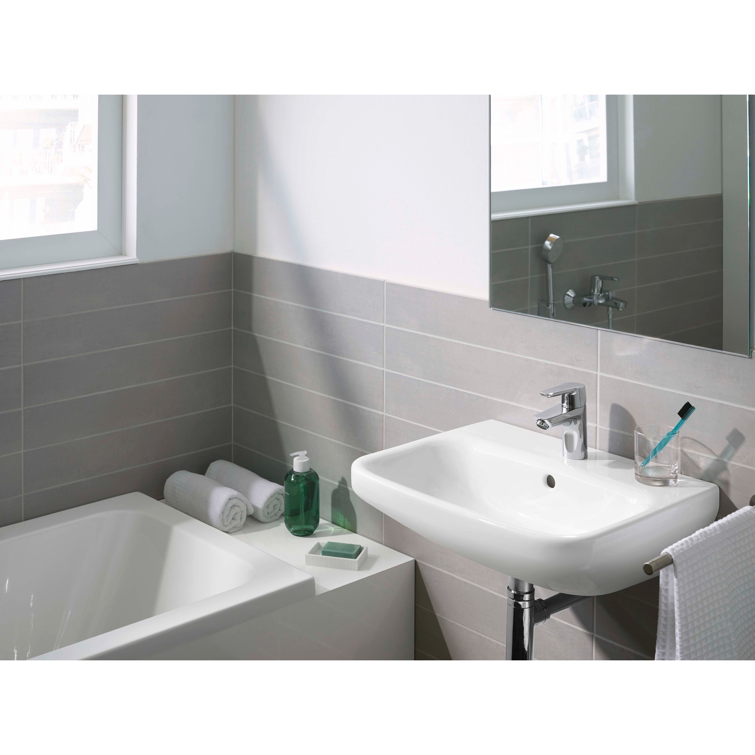 HansaPOLO Waschtischarmatur HansaPOLO 2017 Einhebelmischer, Niederdruck, Chrom HansaPOLO Waschtischarmatur HansaPOLO 2017 Einhebelmischer, Niederdruck, Chrom