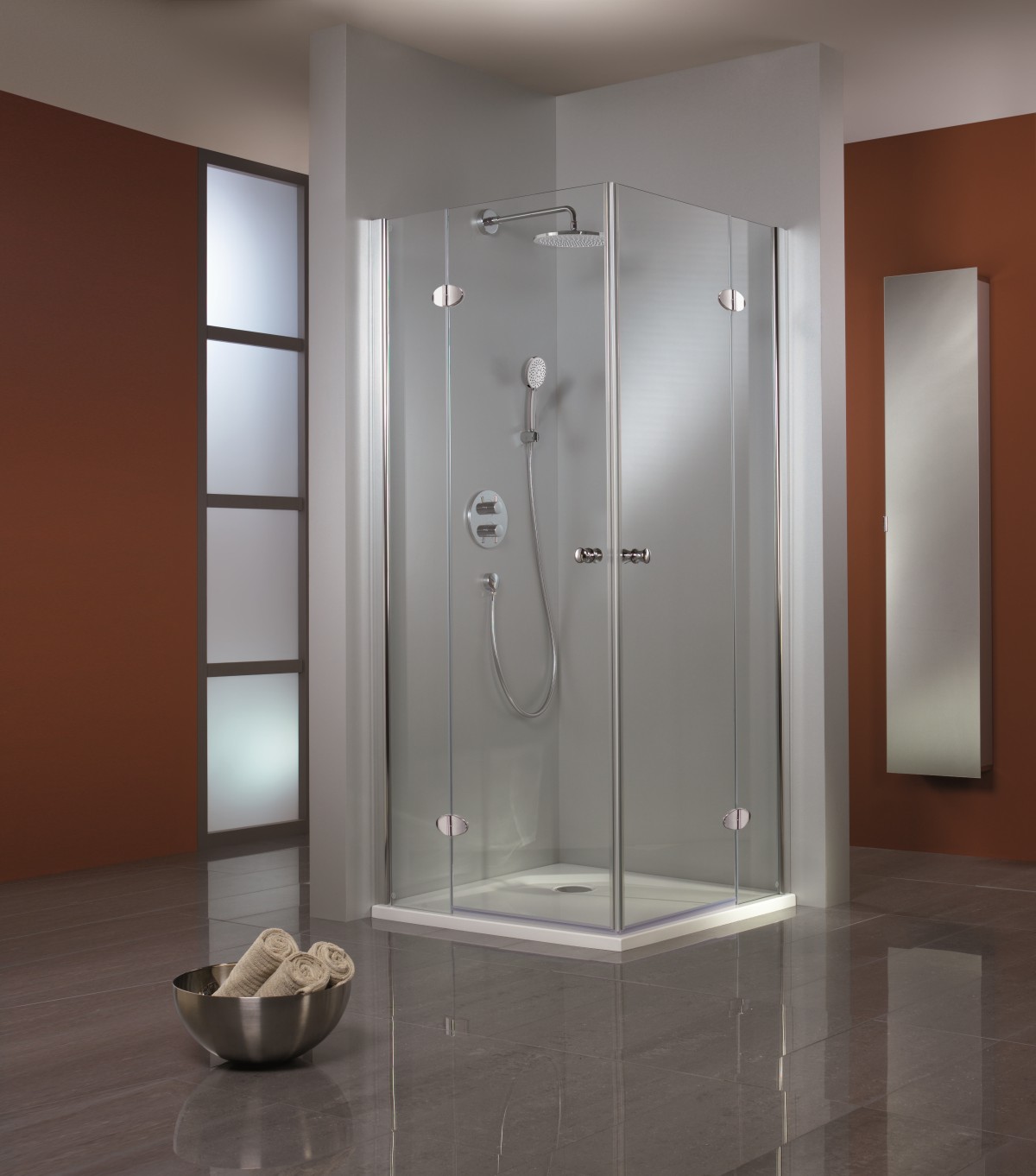 HSK teilgerahmte Eckeinstieg 4-teilig „Premium Classic“ Glas Klar hell, Profile Alu Silber-matt, H: 2000 mm HSK teilgerahmte Eckeinstieg 4-teilig „Premium Classic“ Glas Klar hell, Profile Alu Silber-matt, H: 2000 mm