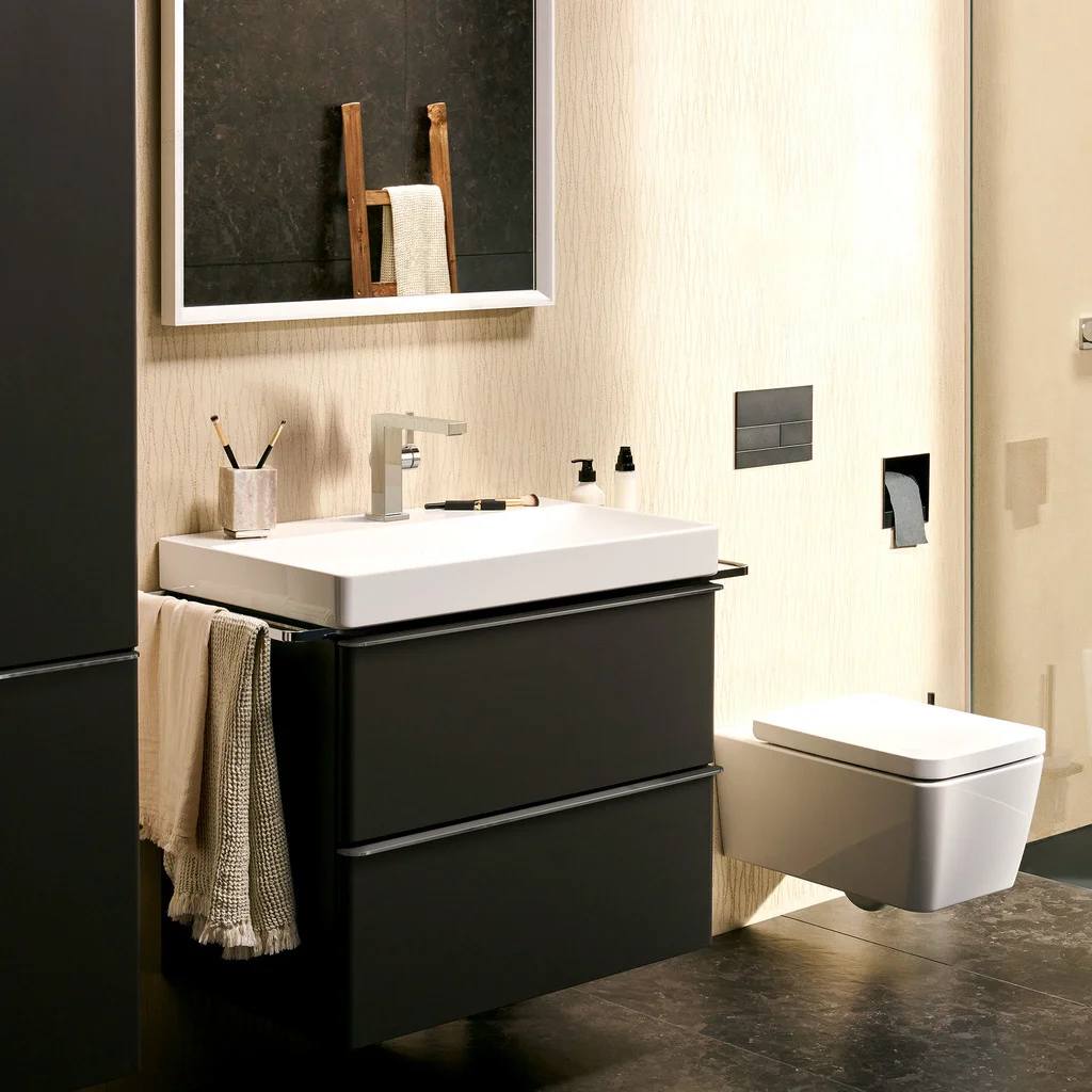 Hansgrohe Tecturis E Einhebel-Waschtischmischer chrom, ComfortZone 110, Ausladung 155 mm, Auslaufhöhe 133 mm, Hebelgriff, WaterfallStream, max. Durchfluss 5 l/min, Keramikmischsystem, Push-Open Ablaufgarnitur G 11/4, Anschluss DN15 Hansgrohe Tecturis E Einhebel-Waschtischmischer chrom, ComfortZone 110, Ausladung 155 mm, Auslaufhöhe 133 mm, Hebelgriff, WaterfallStream, max. Durchfluss 5 l/min, Keramikmischsystem, Push-Open Ablaufgarnitur G 11/4, Anschluss DN15