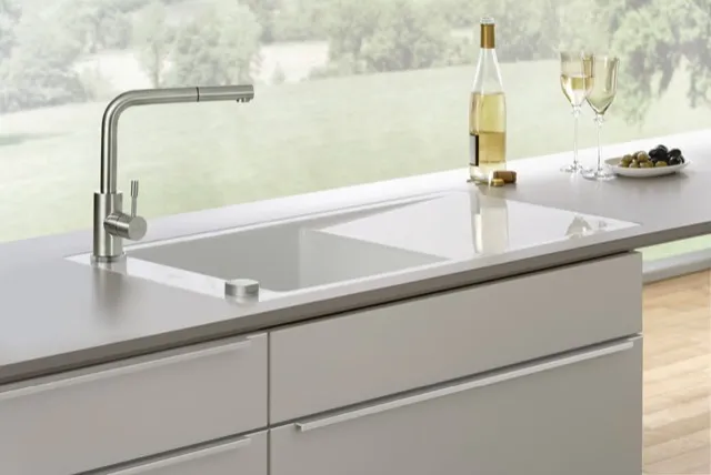 Villeroy & Boch Küchenarmatur „Steel Shower“ Ausladung 232 mm Villeroy & Boch Küchenarmatur „Steel Shower“ Ausladung 232 mm