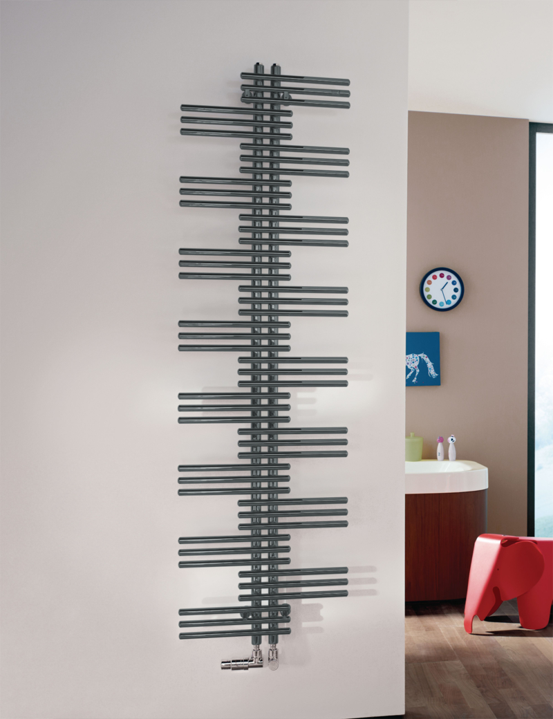 Design-Heizkörper Yucca von Zehnder – 1340x64x600 mm, RAL 7031, ein- oder doppellagig, wendbar, Pulverlackierung Design-Heizkörper Yucca von Zehnder – 1340x64x600 mm, RAL 7031, ein- oder doppellagig, wendbar, Pulverlackierung