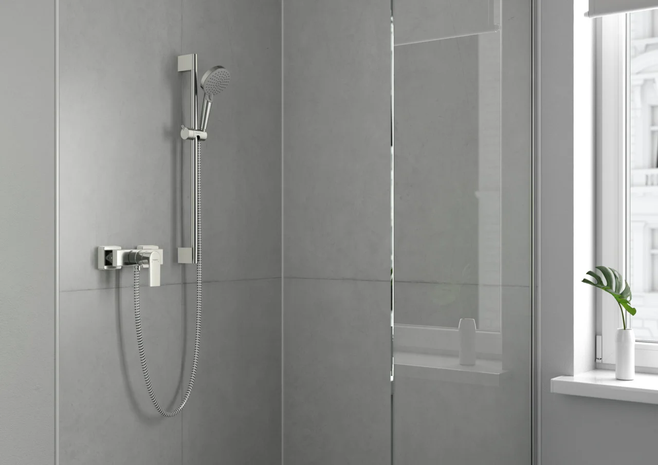 Hansgrohe Vernis Shape Einhebel-Brausemischer Aufputz Chrom, Keramikmischsystem, einstellbare Temperaturbegrenzung, Rückflussverhinderer, Schalldämpfer, für Durchlauferhitzer geeignet
