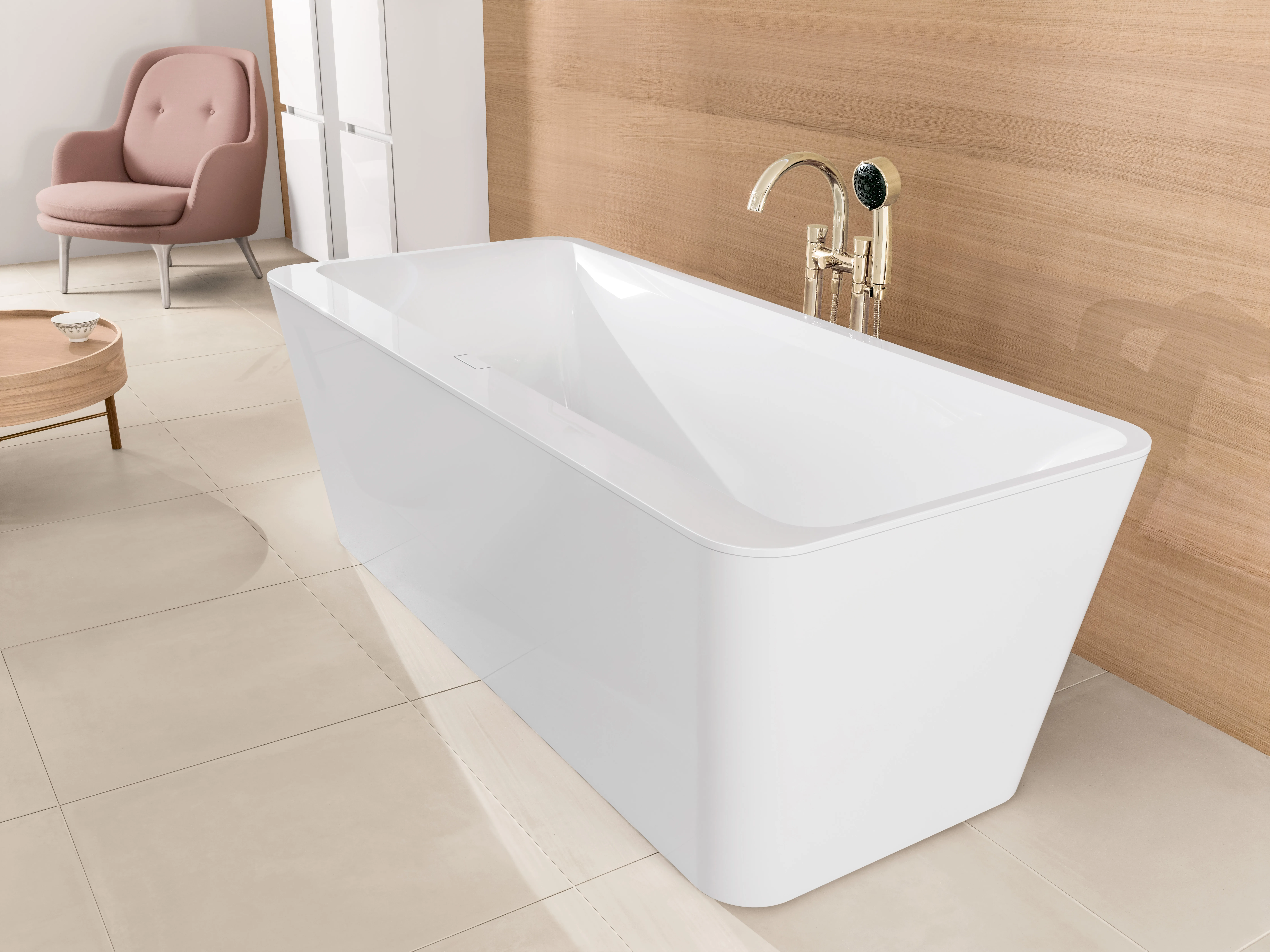 Villeroy & Boch Badewanne „Squaro Edge 12“ inkl. Schürze freistehend rechteck 180 × 80 cm, Mittelablauf in Weiß Alpin