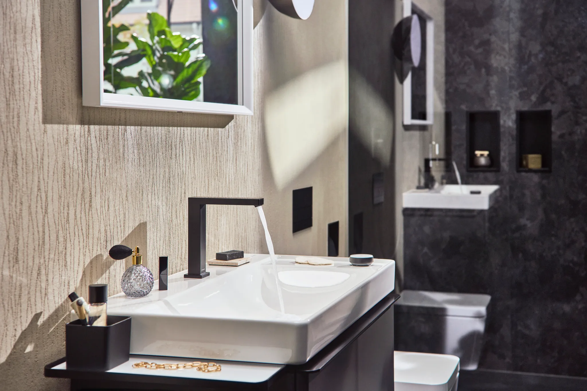 Xelu Q Waschtisch mit Ablage rechts 800/480 mit 2 Hahnlöchern ohne Überlauf, SmartClean Weiß Xelu Q Waschtisch mit Ablage rechts 800/480 mit 2 Hahnlöchern ohne Überlauf, SmartClean Weiß