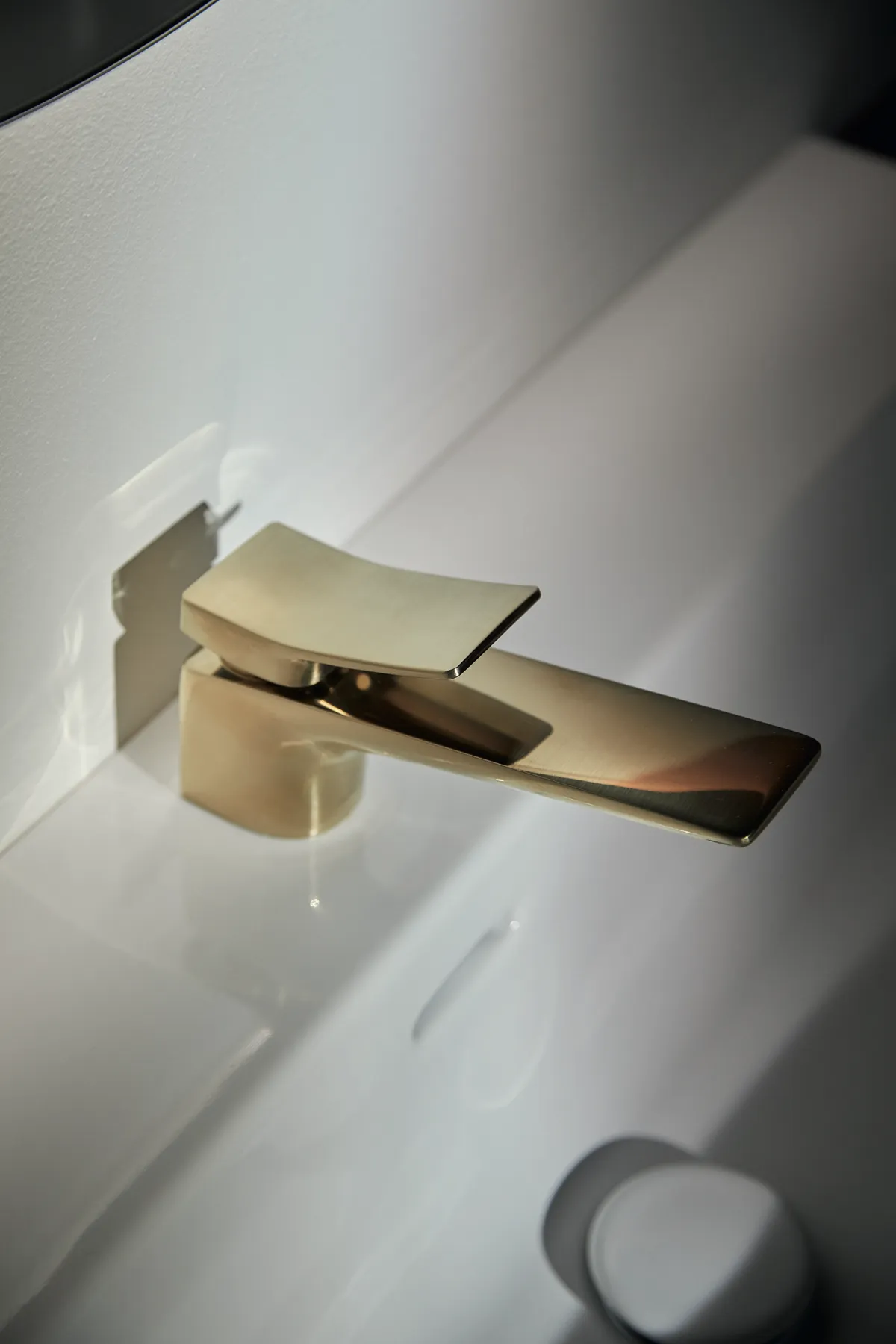 Ideal Standard Waschtischarmatur Conca Arm, DN 15, Ausladung 132 mm, Brushed Gold