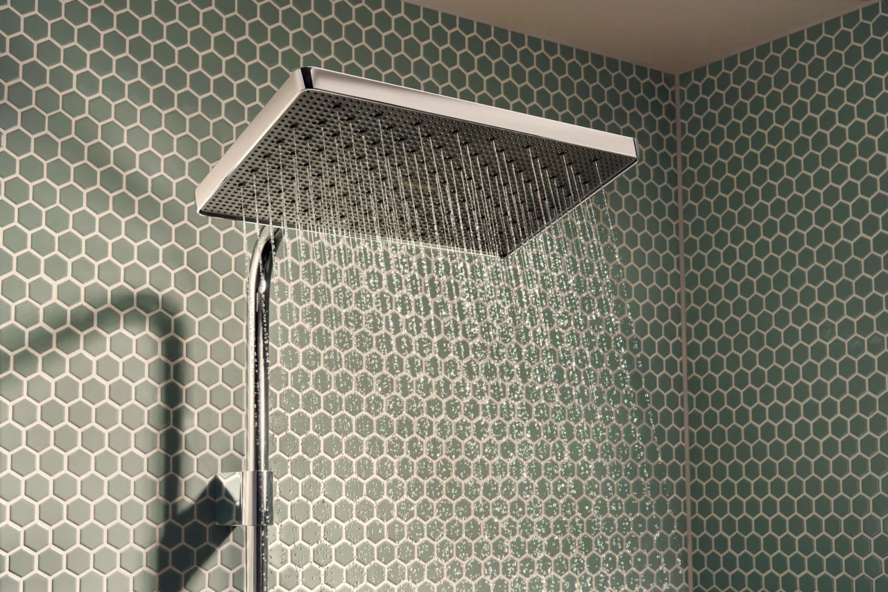 Activera Q Showerpipe 290/180 1jet EcoSmart mit ShowerTablet Select 360 Varia, Oberfläche: Chrom Activera Q Showerpipe 290/180 1jet EcoSmart mit ShowerTablet Select 360 Varia, Oberfläche: Chrom