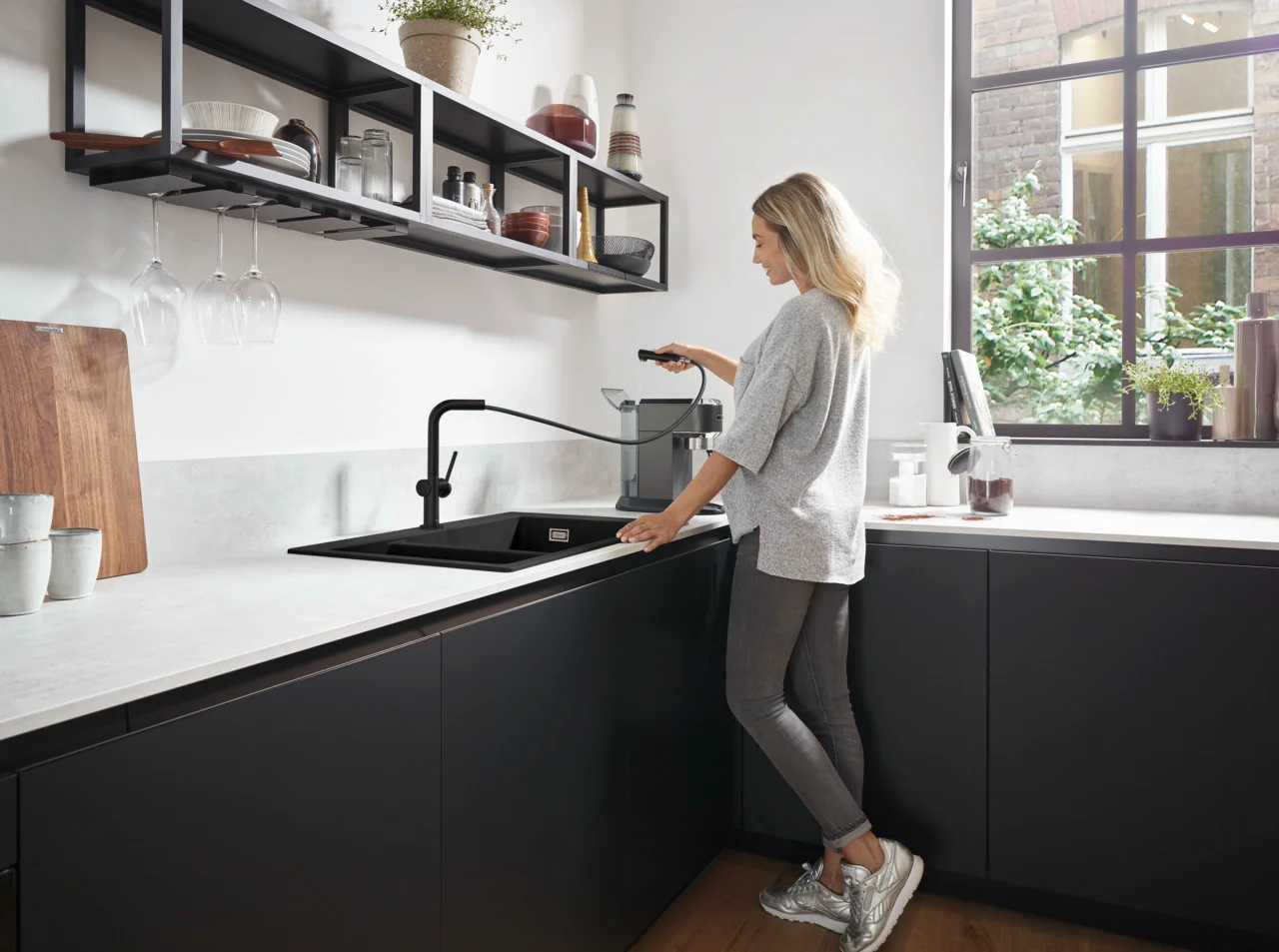 Hansgrohe Einbauspüle S51 Serie, Graphitschwarz, 750 x 490 mm Ausschnitt, Aufbau, 80 cm Unterschrank, 1 Hauptbecken + 1 Zusatzbecken
