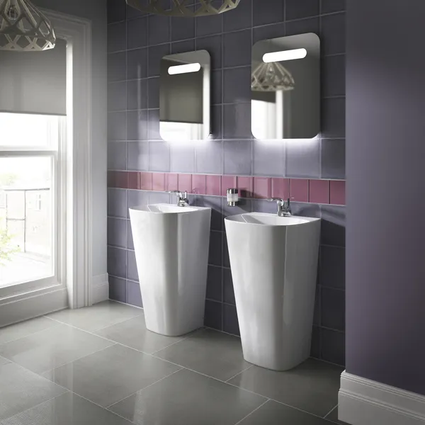 Waschtischarmatur Melange, mit Ablaufgarnitur, CU-Rohren, Ausladung 136mm, Chrom Waschtischarmatur Melange, mit Ablaufgarnitur, CU-Rohren, Ausladung 136mm, Chrom