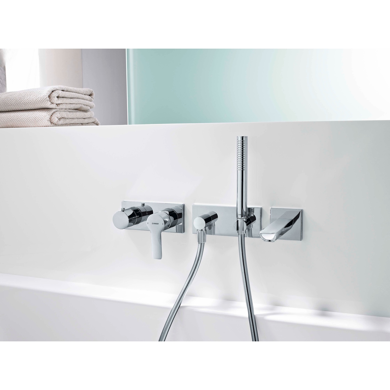 Einhebelmischer Fertigmontageset für Wanne/Brause LIGNA 4455 Rosette eckig 4.0 Plattform Chrom