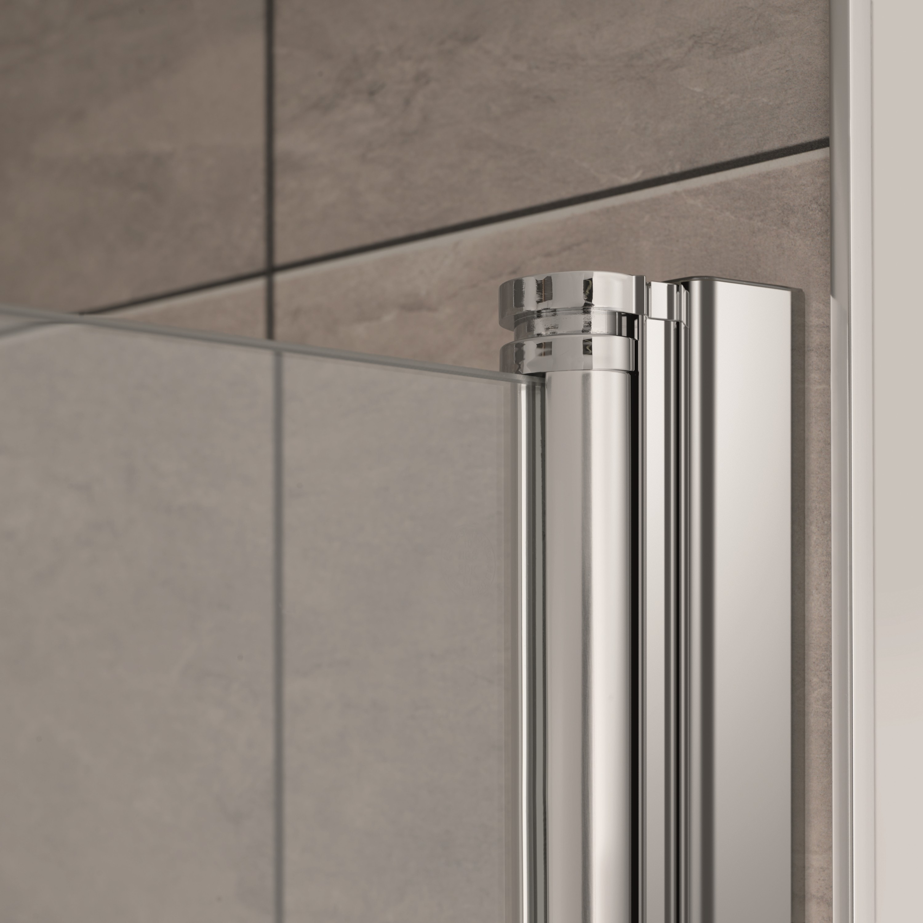 HSK teilgerahmte Duschtür Drehfalttür für Seitenwand „Atelier Plan“ 75 × 200 cm Glas Klar hell, Profile Chromoptik (Alu Hochglanz poliert)