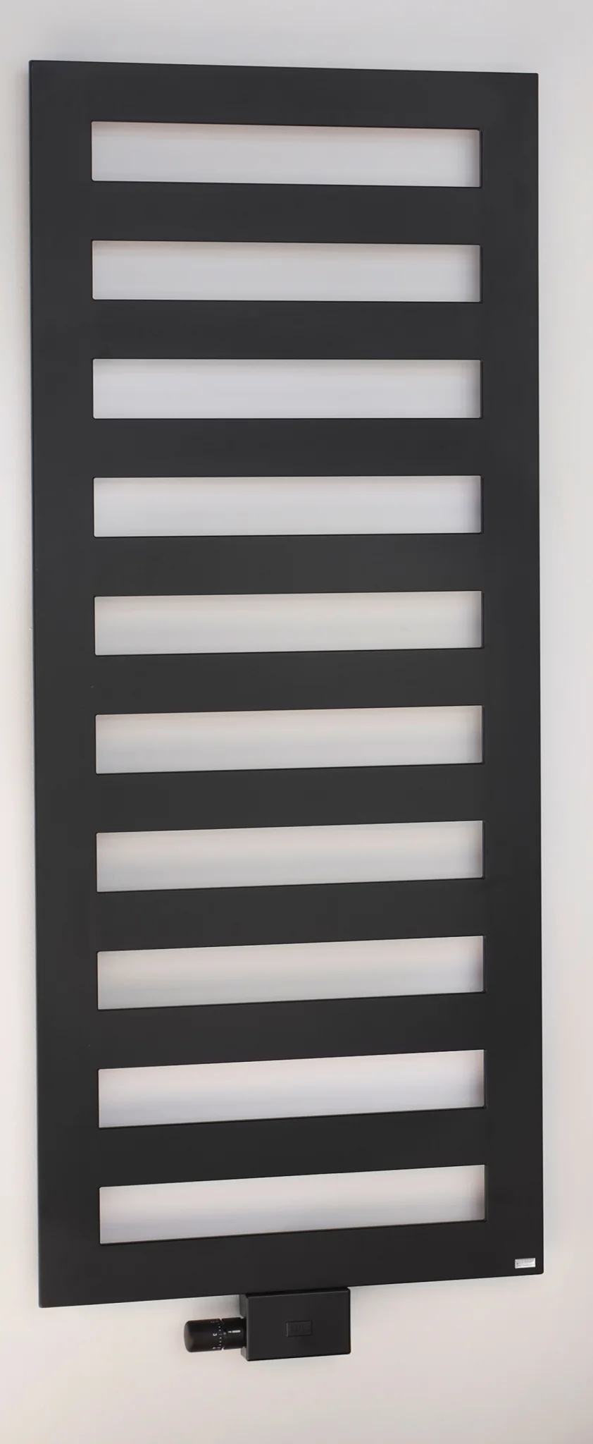 BEMM Design-Heizkörper „Ceroc SL“ 50 × 189 cm in Schwarz (RAL 9005)