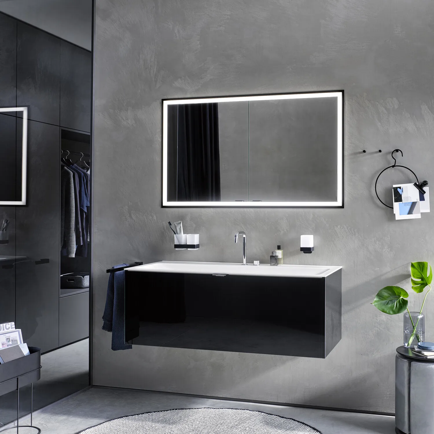 emco Spiegelschrank „prime“ Facelift 63 × 73 × 16,7 cm emco Spiegelschrank „prime“ Facelift 63 × 73 × 16,7 cm