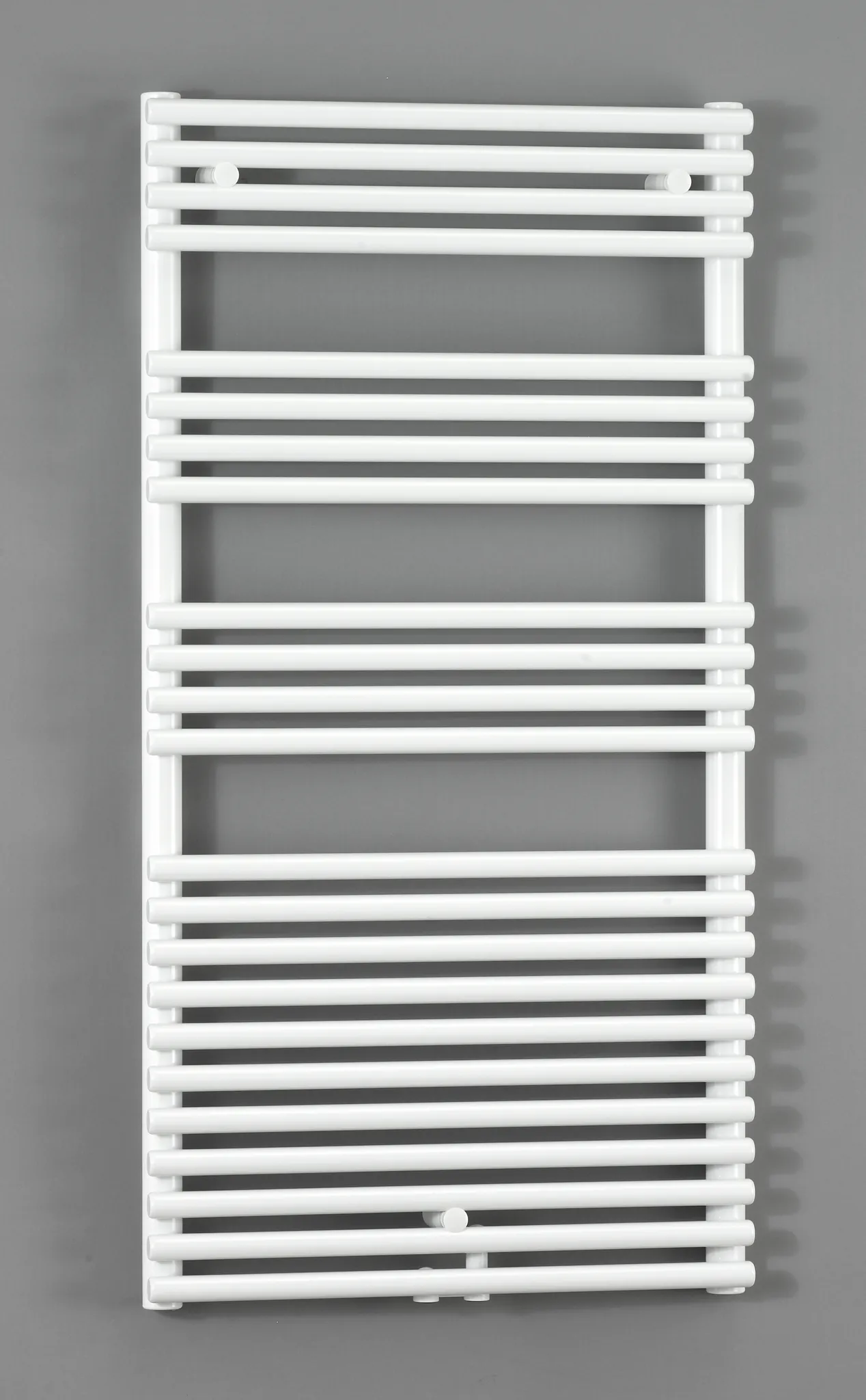 Zehnder Design-Heizkörper „Forma Spa“ für Warmwasser-Zentralheizung oder gemischten Betrieb mit 50 mm-Mittelanschluss 59,6 × 144,1 cm in Light Jeans