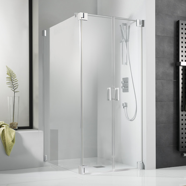 HSK Pendeltür mit Seitenwand „K2“ Glas Linea 02 HSK Pendeltür mit Seitenwand „K2“ Glas Linea 02