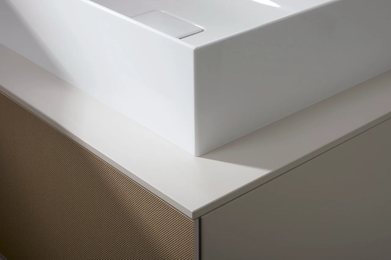 Hansgrohe Xevolos E Aufsatzwaschtisch, Keramik, weiß, 600x480 mm, 140 mm Höhe, ohne Hahnloch und Überlauf