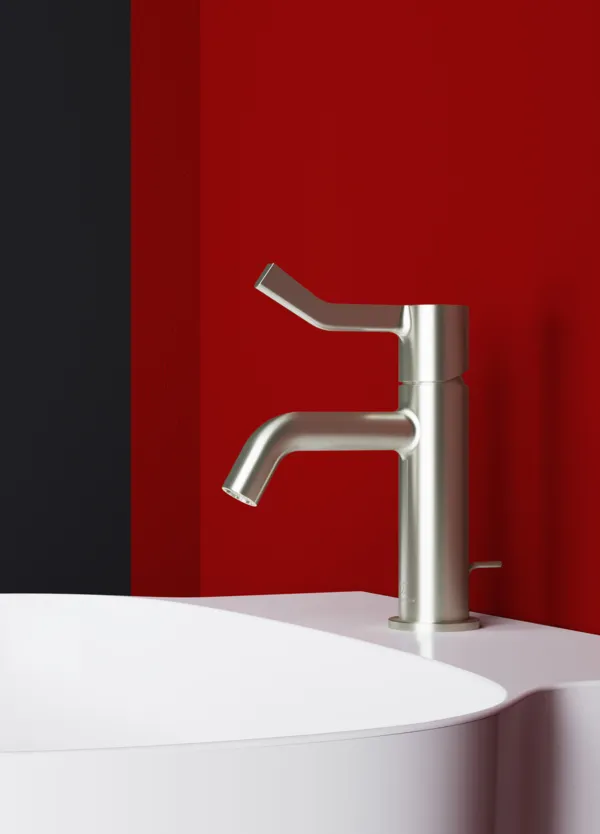 Waschischarmatur Joy Ausladung 110mm mit Ablaufgarnitur mit langem Griff Brushed Gold Waschischarmatur Joy Ausladung 110mm mit Ablaufgarnitur mit langem Griff Brushed Gold