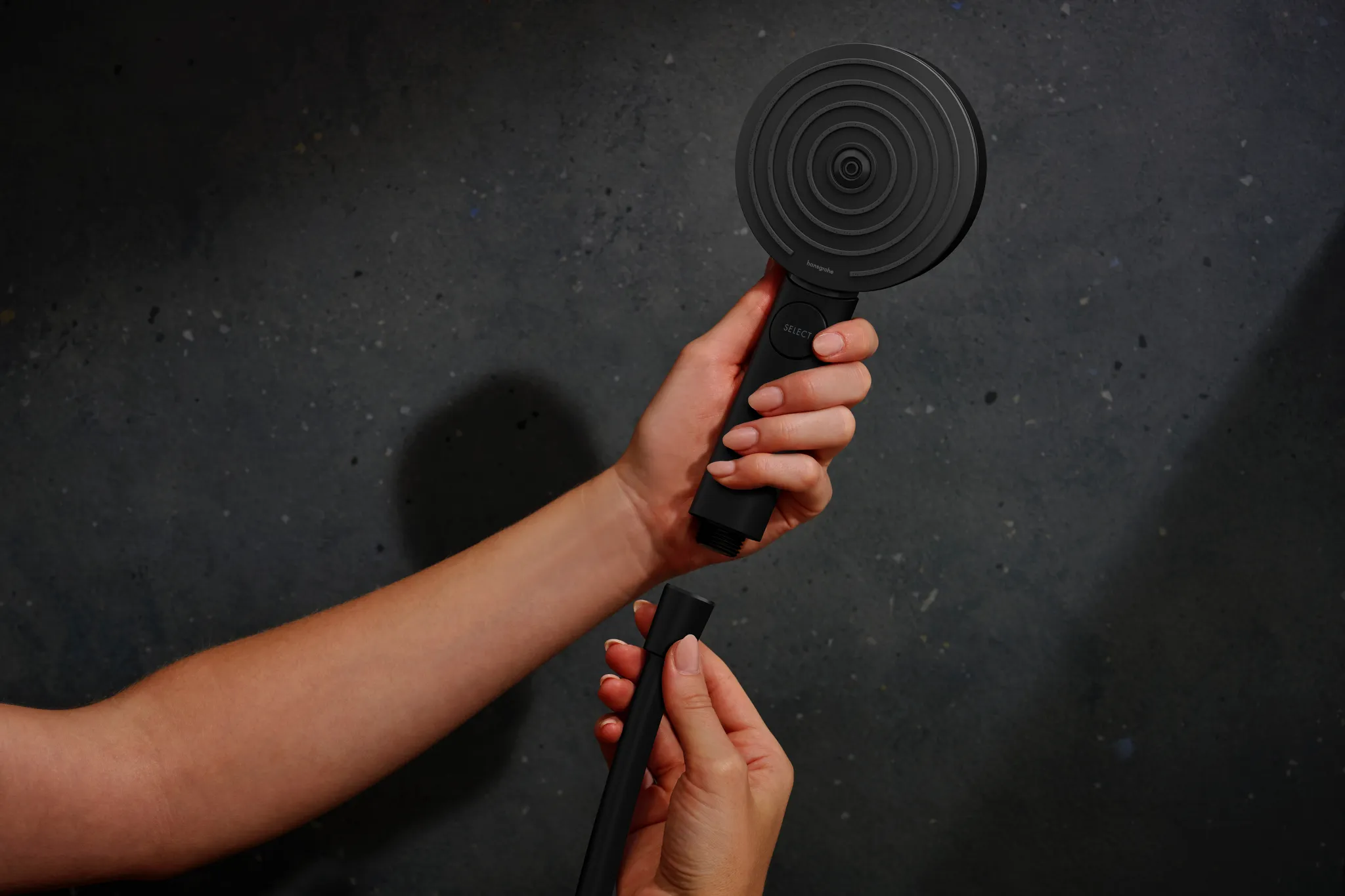 Hansgrohe Pulsify Select S Brausesystem 105 3jet Relaxation EcoSmart mit Ecostat Element und Brausestange 90 cm, Mattschwarz Hansgrohe Pulsify Select S Brausesystem 105 3jet Relaxation EcoSmart mit Ecostat Element und Brausestange 90 cm, Mattschwarz