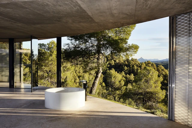 Bette rund Badewanne „BettePond Silhouette“ in Stone Bette rund Badewanne „BettePond Silhouette“ in Stone
