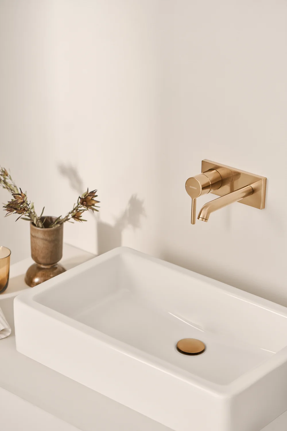 HansaVANTIS Style Waschtischarmatur EHM FM-Set f. WT-Batt. HansaVANTIS Style 5480 Ros. eckig 179 mm bronze gebü