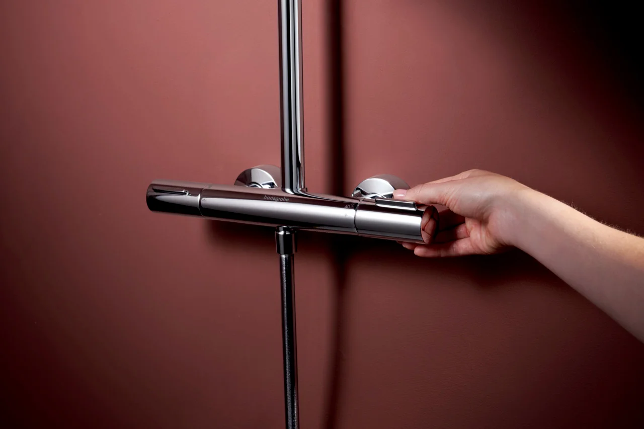 Hansgrohe Raindance Alive S Puro Showerpipe 300 1jet EcoSmart+ mit Ecostat Element, Chrom, 300 mm Brausekopfgröße, 6 l/min Durchfluss, Aufputzinstallation