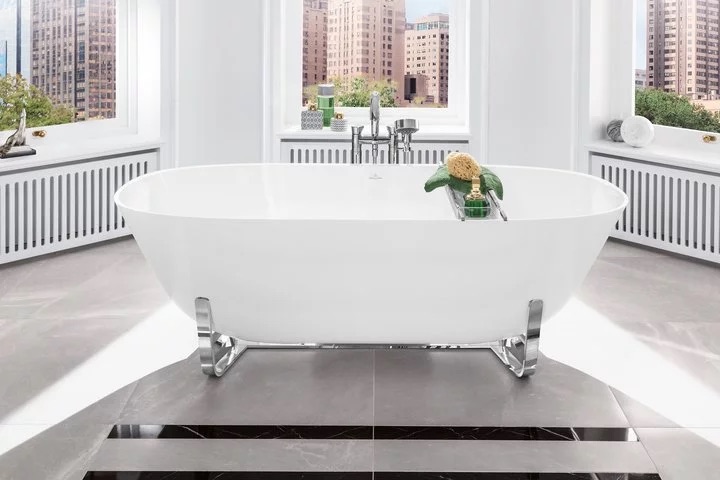 Villeroy & Boch Badewanne „Antheus“ freistehend oval 155 × 75 cm, Mittelablauf in Stone White / Colour On Demand