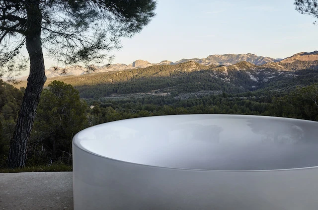 Bette rund Badewanne „BettePond Silhouette“ in Stone Bette rund Badewanne „BettePond Silhouette“ in Stone