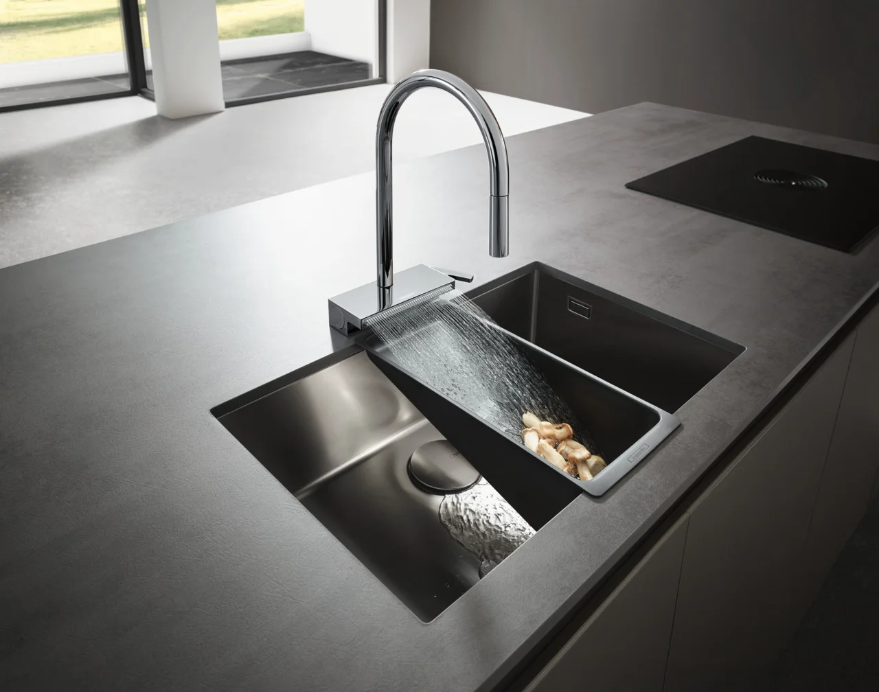 Hansgrohe Aquno Select M81 Einhebel-Küchenmischer mit Ausziehbrause 3jet Chrom, ComfortZone 170, Schwenkbereich einstellbar in 3 Stufen auf 60°, 110° oder 150°, Laminarstrahl, Brausestrahl, SatinFlow, MagFit magnetische Brausehalterung, maximale Durchflu