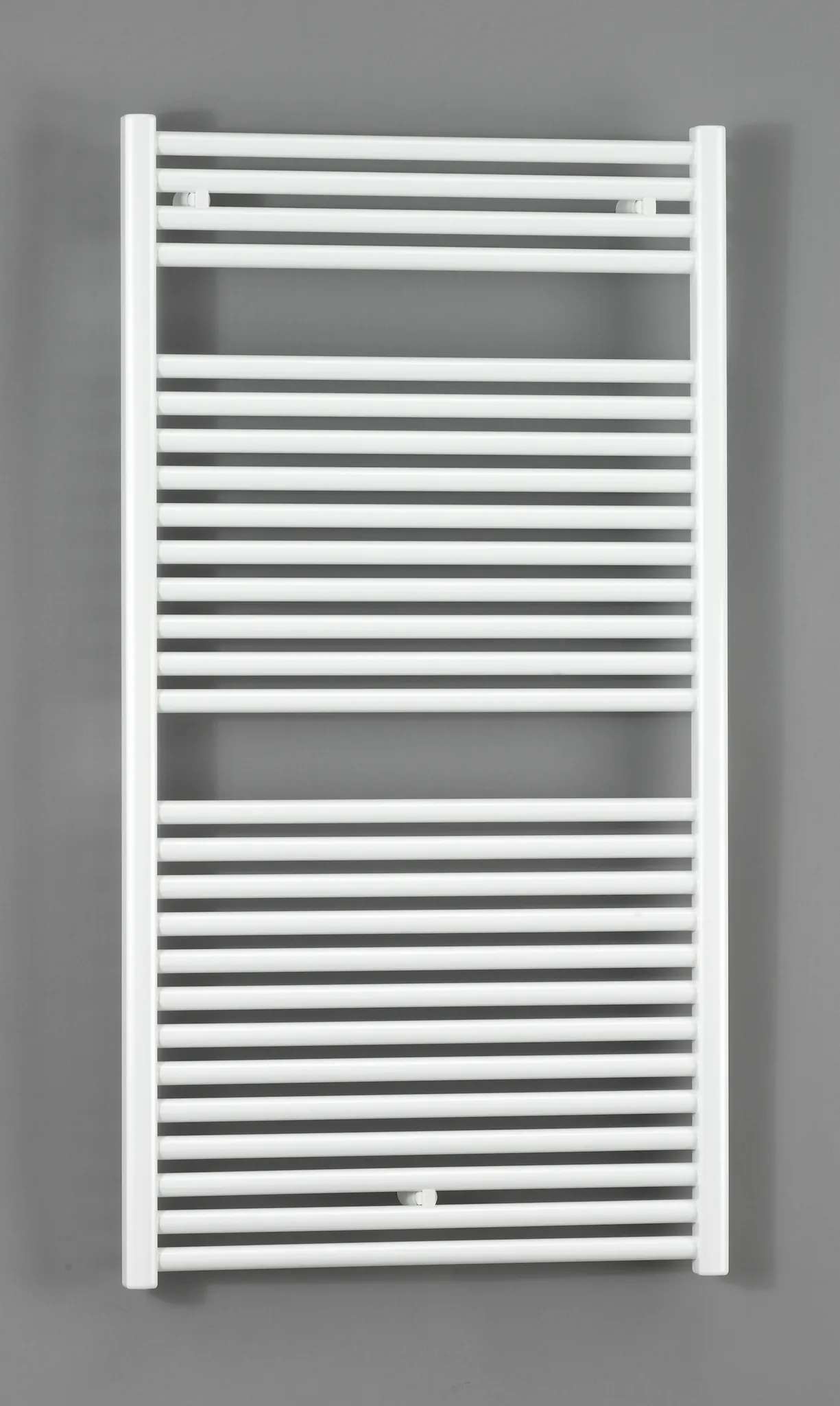 Zehnder Design-Heizkörper „Toga“ 100 × 176 cm in Cement Grey (RAL 7033)