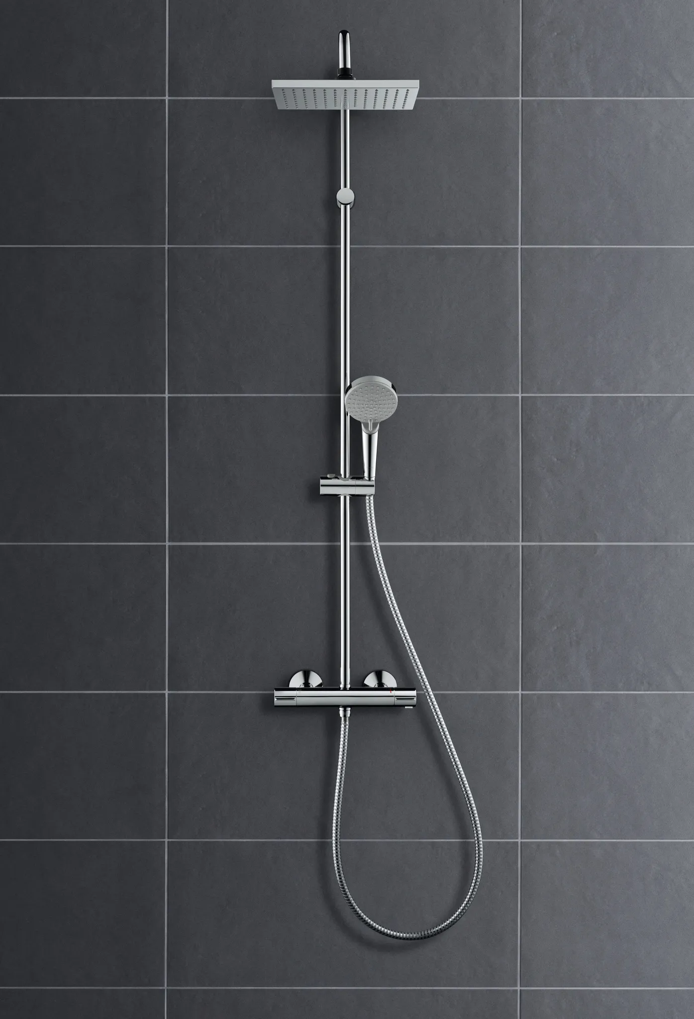 Hansgrohe Vernis Shape Showerpipe 230 1jet mit Thermostat, Chrom Hansgrohe Vernis Shape Showerpipe 230 1jet mit Thermostat, Chrom