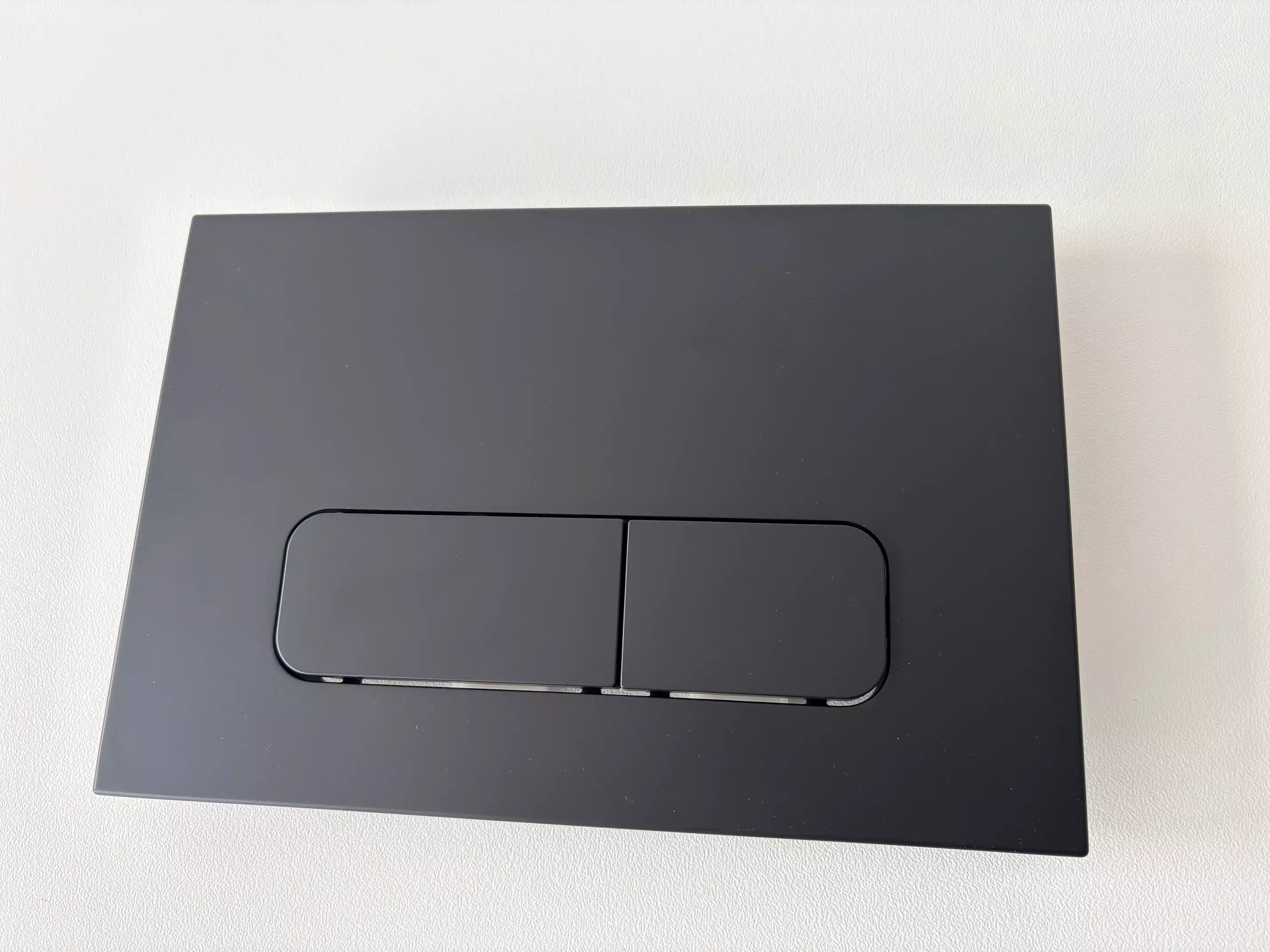 Stilform Drückerplatte in Schwarz Matt DP-02MB passend für Geberit UP 320, Sonderangebot