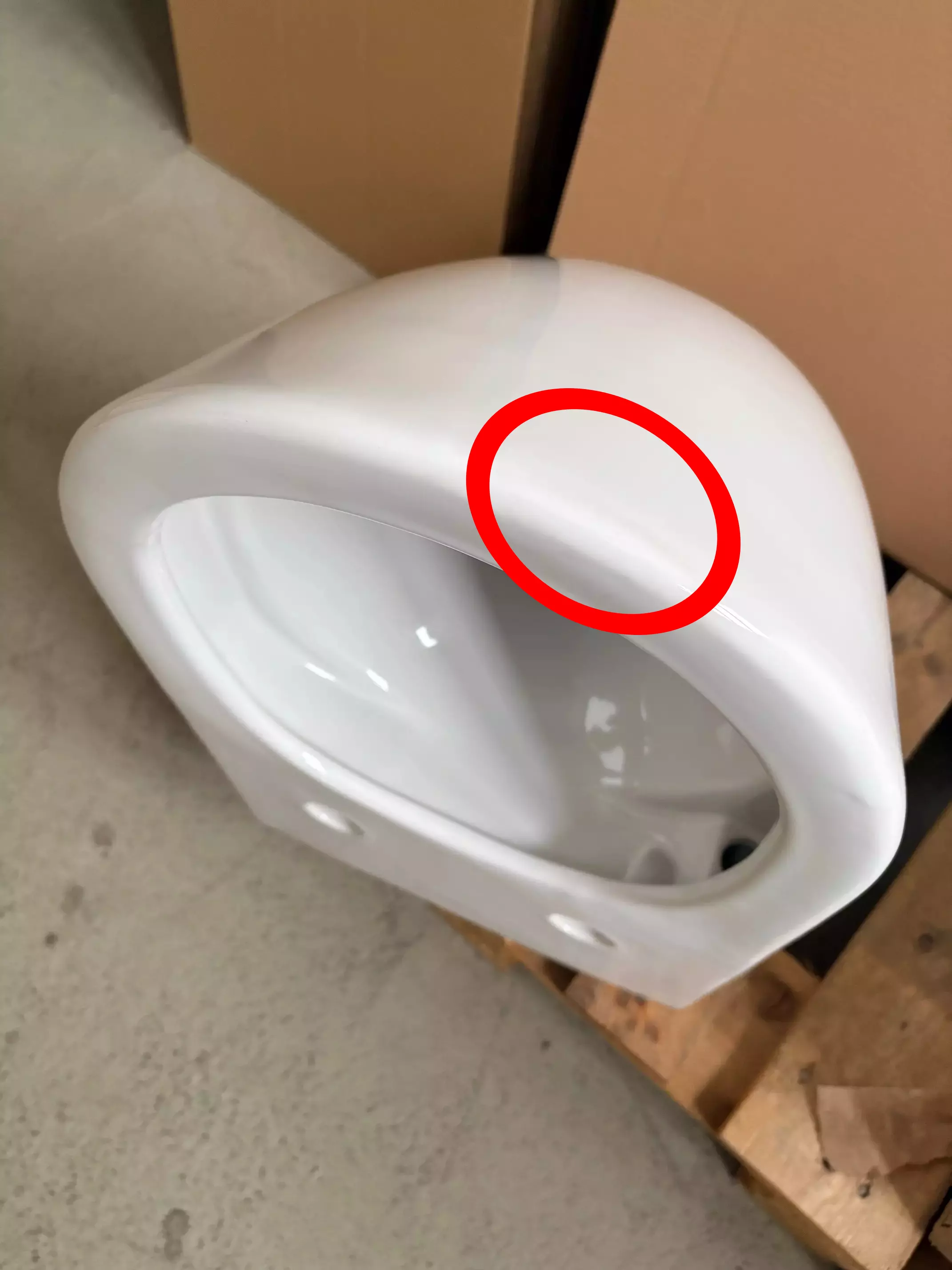 Wand-Tiefspül-WC Combi-Pack „Universo TwistFlush“ 37 × 36 × 56 × 56 cm, mit CeramicPlus, 4670T9R1 Sonderpreis - B-Ware