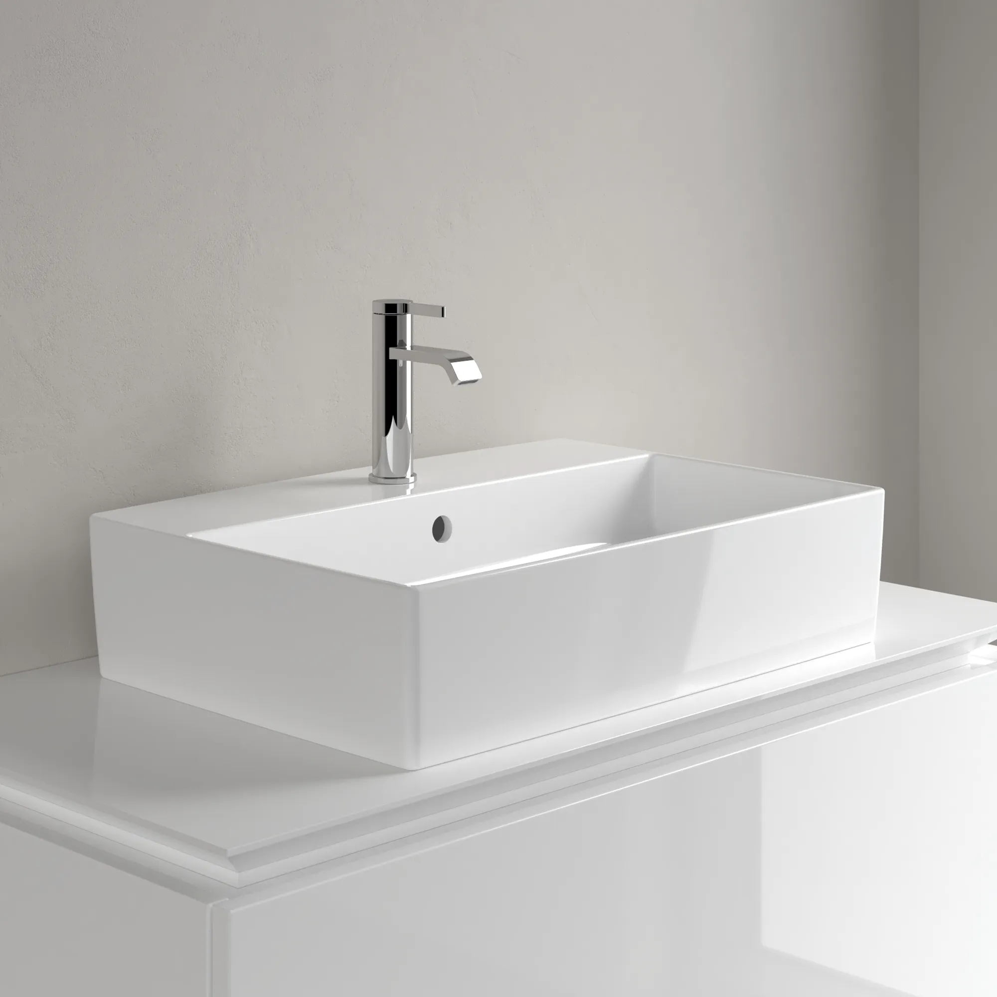 Villeroy & Boch Aufsatzwaschtisch aus TitanCeram „Memento 2.0“ 600 × 420 × 140 mm, mit Hahnlochbohrung, Hahnlochposition mittig in Weiß Alpin Villeroy & Boch Aufsatzwaschtisch aus TitanCeram „Memento 2.0“ 600 × 420 × 140 mm, mit Hahnlochbohrung, Hahnlochposition mittig in Weiß Alpin