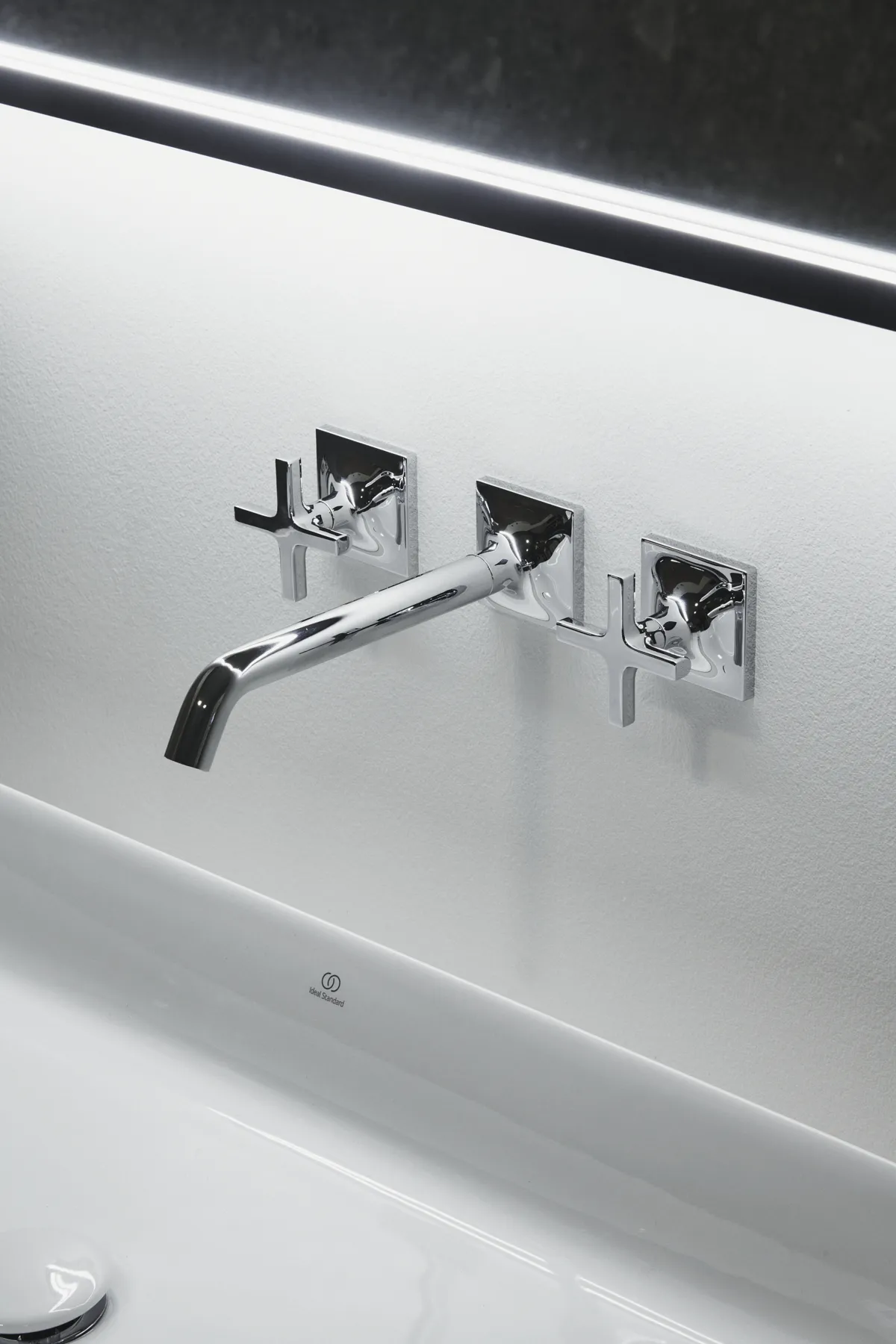 Ideal Standard Wand-Waschtischarmatur Joy Neo Ausladung 209mm Kreuzgriffe Chrom Ideal Standard Wand-Waschtischarmatur Joy Neo Ausladung 209mm Kreuzgriffe Chrom