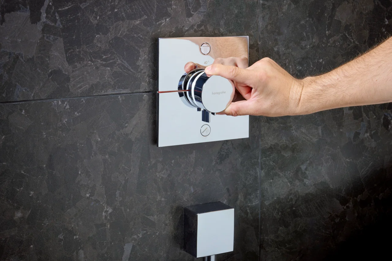 Hansgrohe iBox universal 2 Grundkörper - wärme- und schallisolierend, rotationssymmetrische Montage, einstellbarer Montagering in 5 mm Schritten, für alle neuen Brausen-, Wannen- und Thermostat-Fertigsets Unterputz (ShowerSelect Comfort, DuoTurn) Hansgrohe iBox universal 2 Grundkörper - wärme- und schallisolierend, rotationssymmetrische Montage, einstellbarer Montagering in 5 mm Schritten, für alle neuen Brausen-, Wannen- und Thermostat-Fertigsets Unterputz (ShowerSelect Comfort, DuoTurn)
