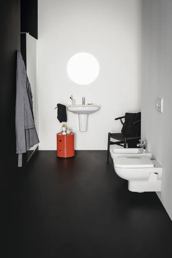WC „i.lifeA“ 36 × 33 × 54 cm WC „i.lifeA“ 36 × 33 × 54 cm