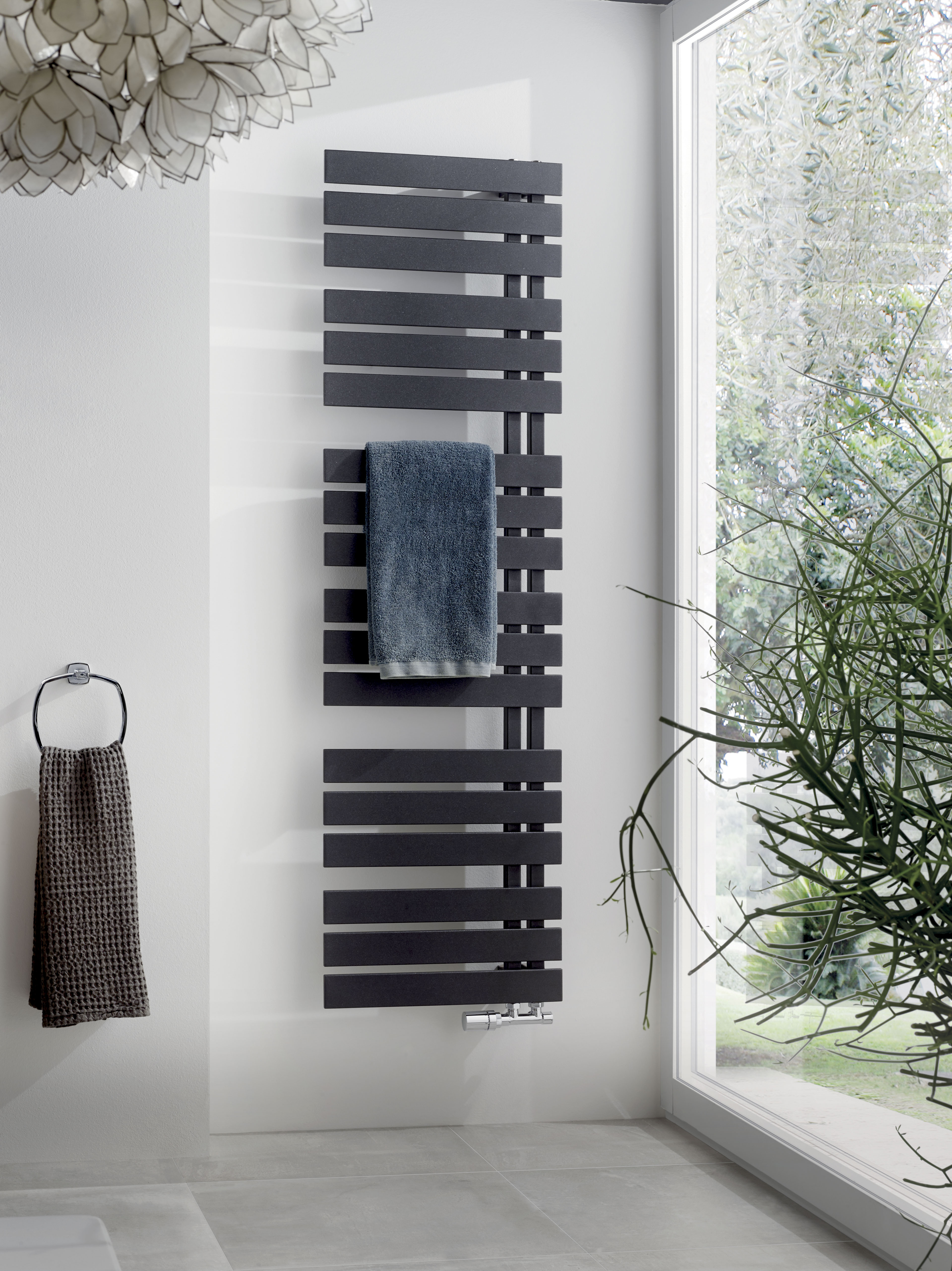 HSK Design-Handtuchwärmer „Yenga“ Elektrobetrieb 60 × 182,4 cm in Weiß HSK Design-Handtuchwärmer „Yenga“ Elektrobetrieb 60 × 182,4 cm in Weiß