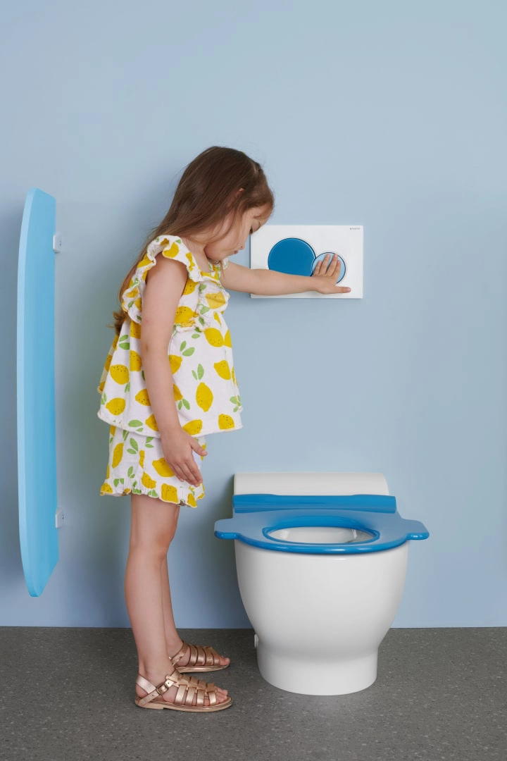 Geberit WC-Sitz ehemals Keramag „Bambini“ in ozeanblau Geberit WC-Sitz ehemals Keramag „Bambini“ in ozeanblau