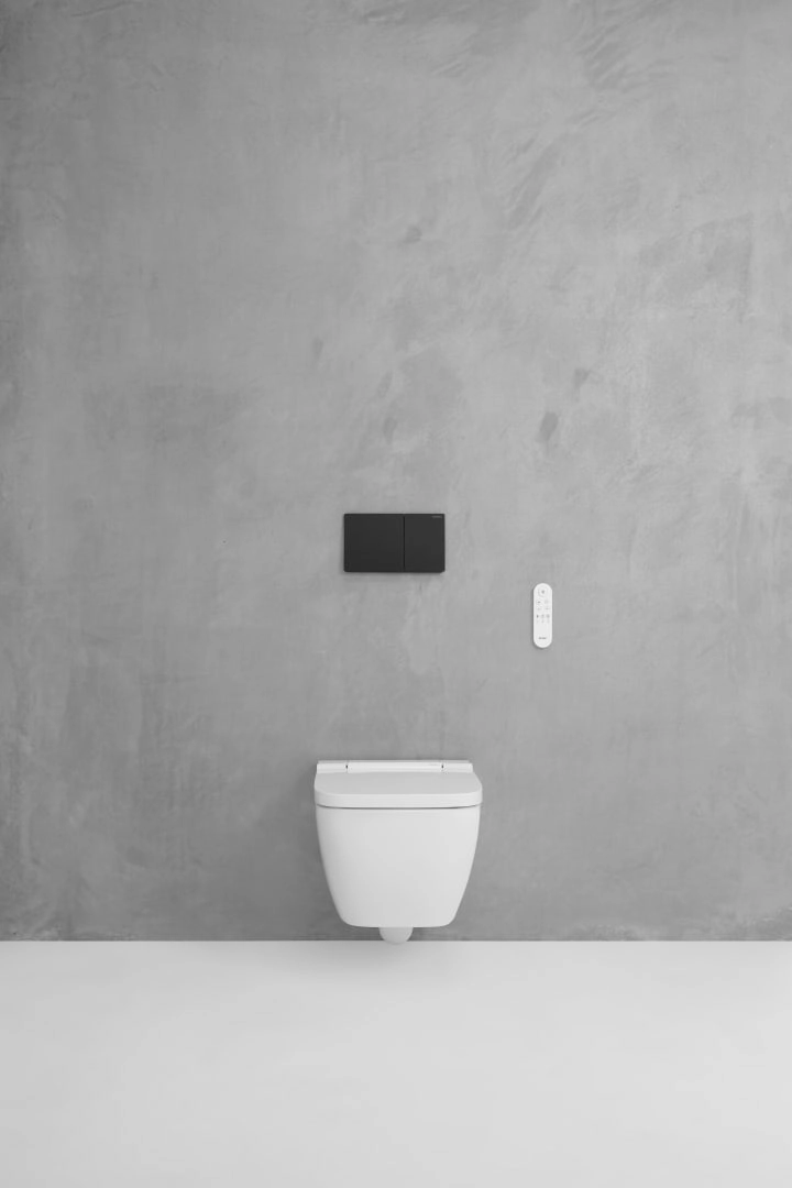 Geberit Wand-Dusch-WC Komplettanlage AquaClean „Sela Square“ 375 × 400 × 570 mm in weiß alpin, Befestigung sichtbar, ohne Spülrand