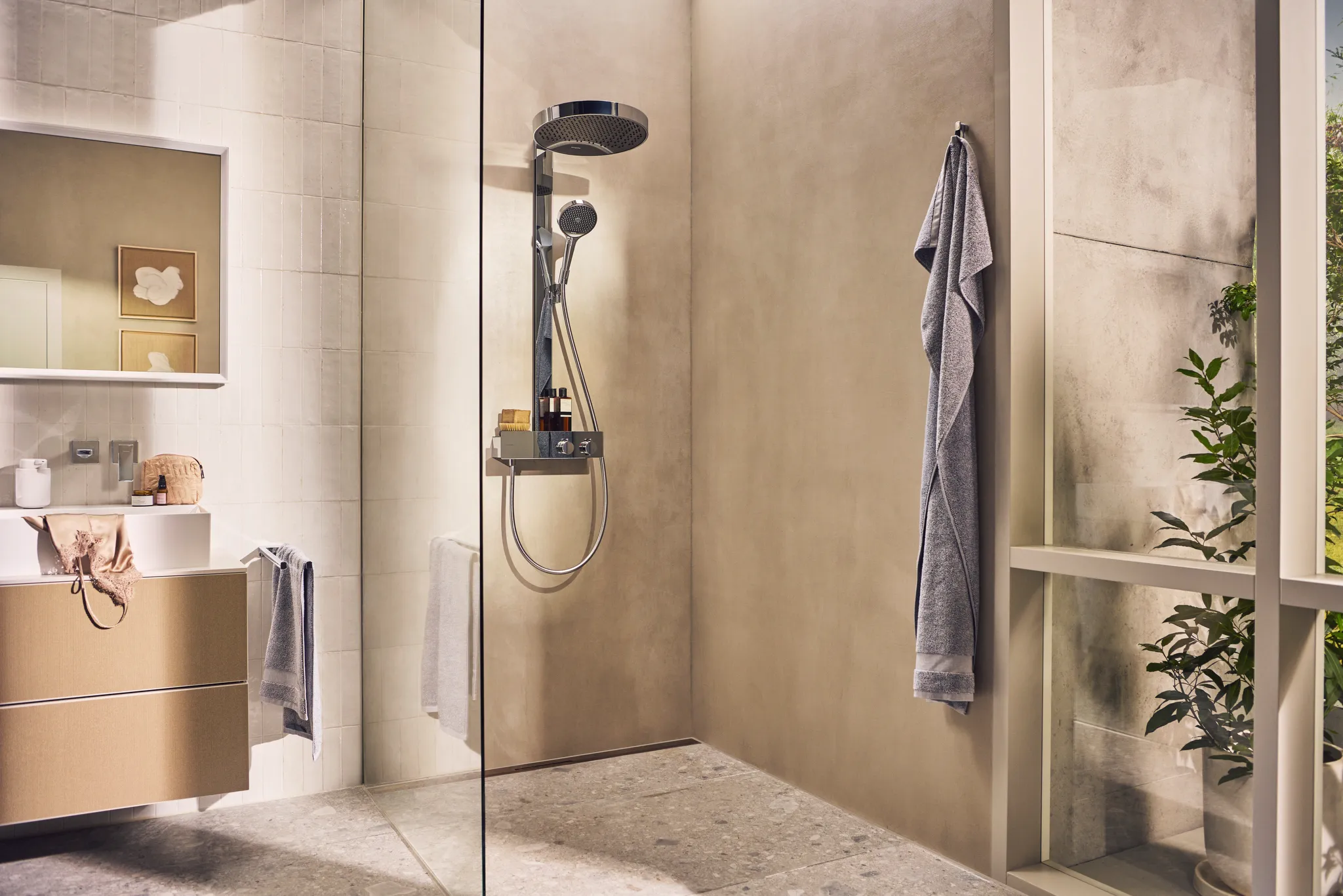 Rainfinity Showerpipe 360 1jet mit ShowerTablet 350 Chrom Rainfinity Showerpipe 360 1jet mit ShowerTablet 350 Chrom