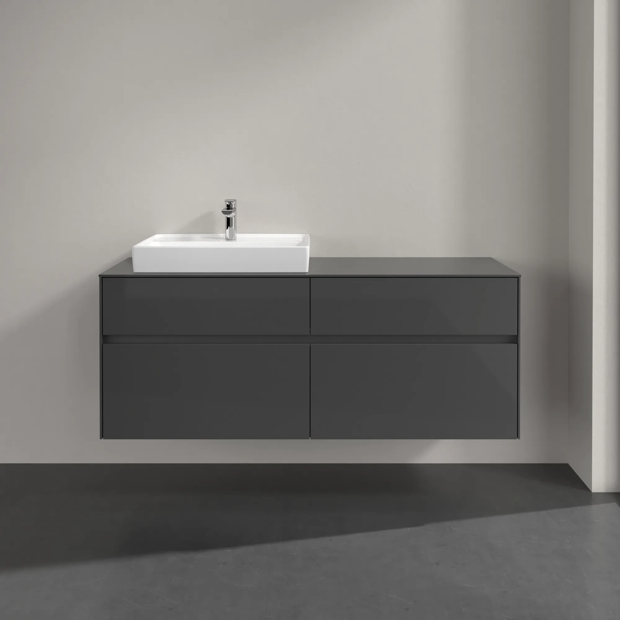 Villeroy & Boch Waschtischunterschrank „Collaro“ 1400 × 548 × 500 mm Glossy Grey, mit Beleuchtung, für Becken links