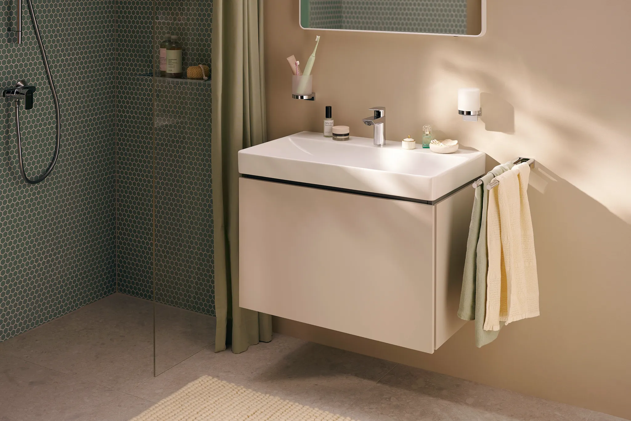 AddStoris S Toilettenbürstenhalter Wandmontage, Chrom AddStoris S Toilettenbürstenhalter Wandmontage, Chrom